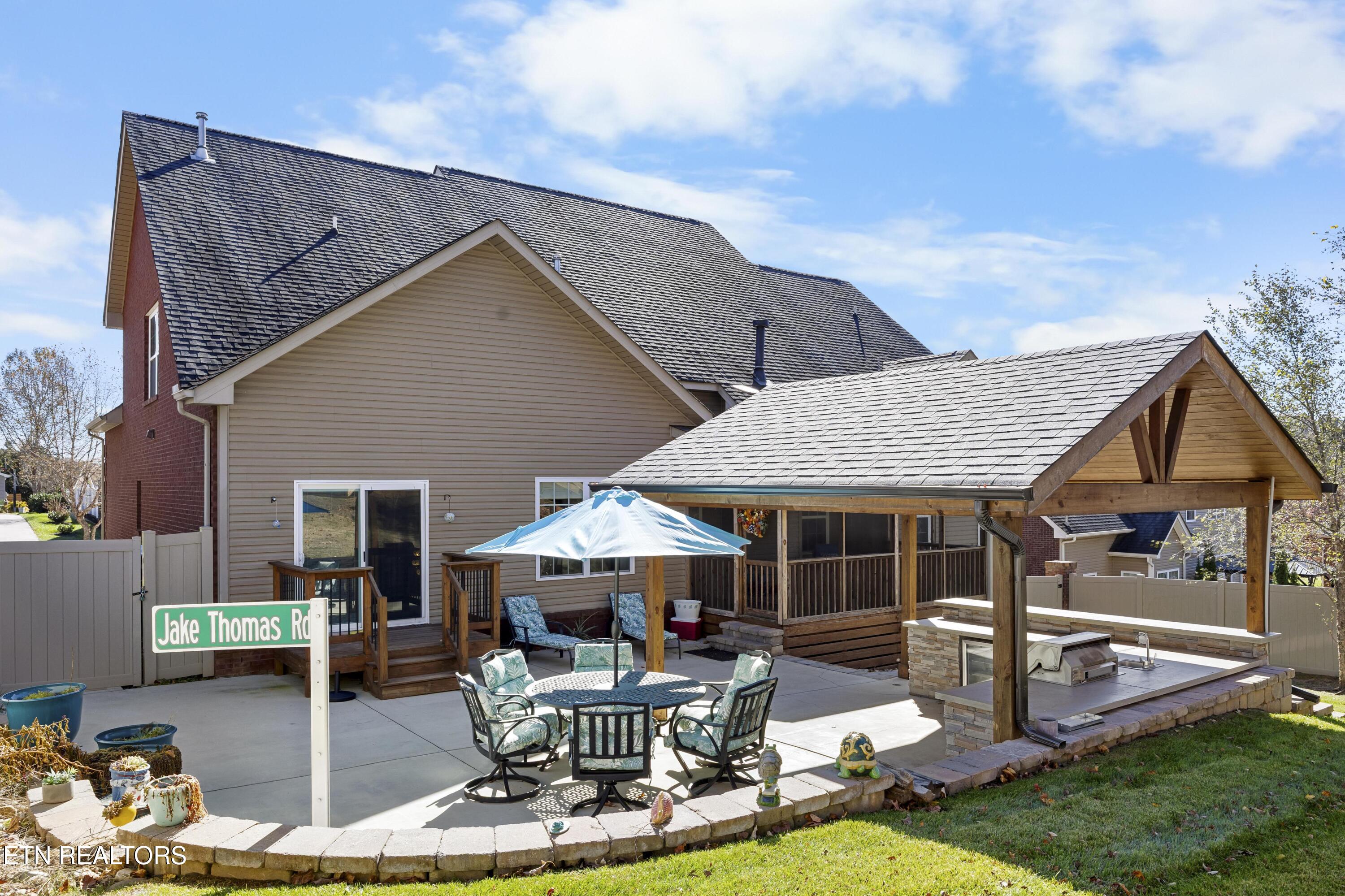 3005 Cambridge Shores Lane