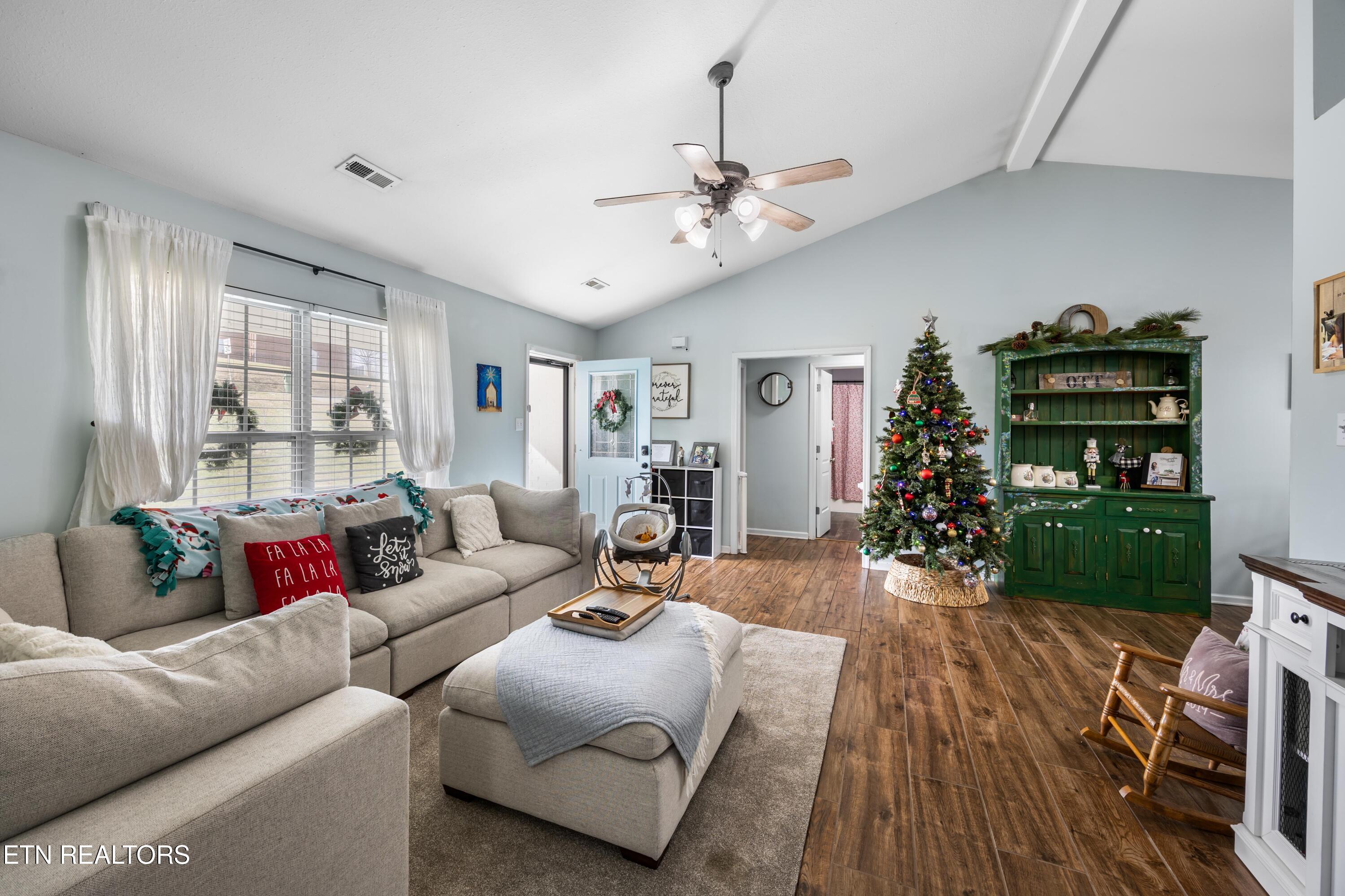 2207 Tuckaleechee Pike