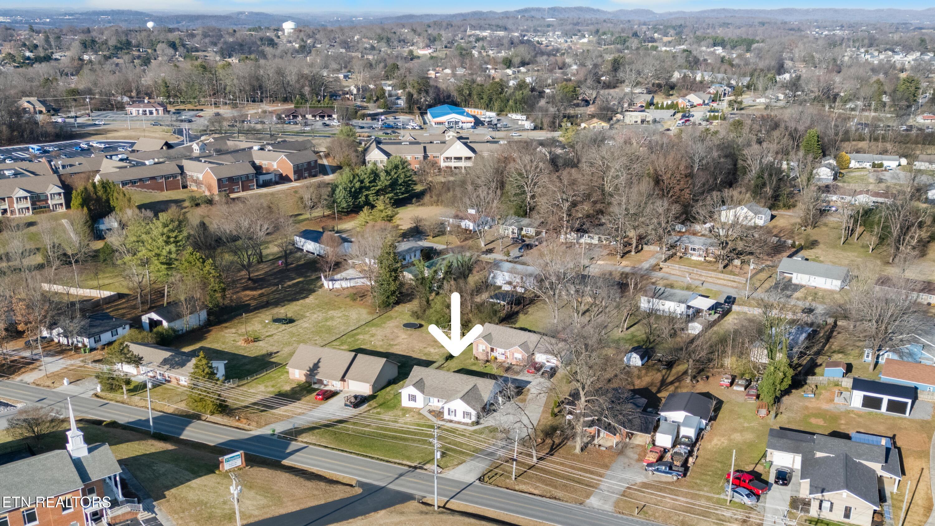 2207 Tuckaleechee Pike