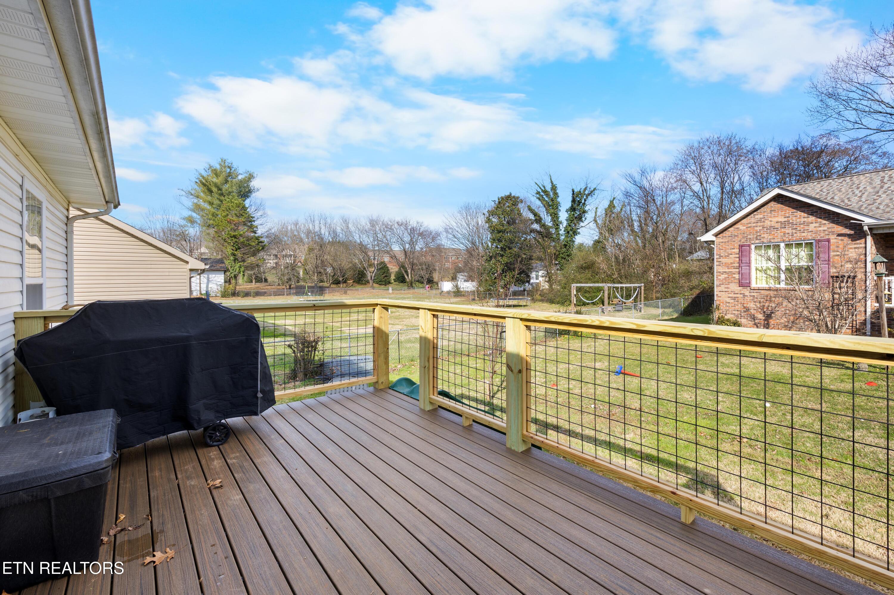 2207 Tuckaleechee Pike