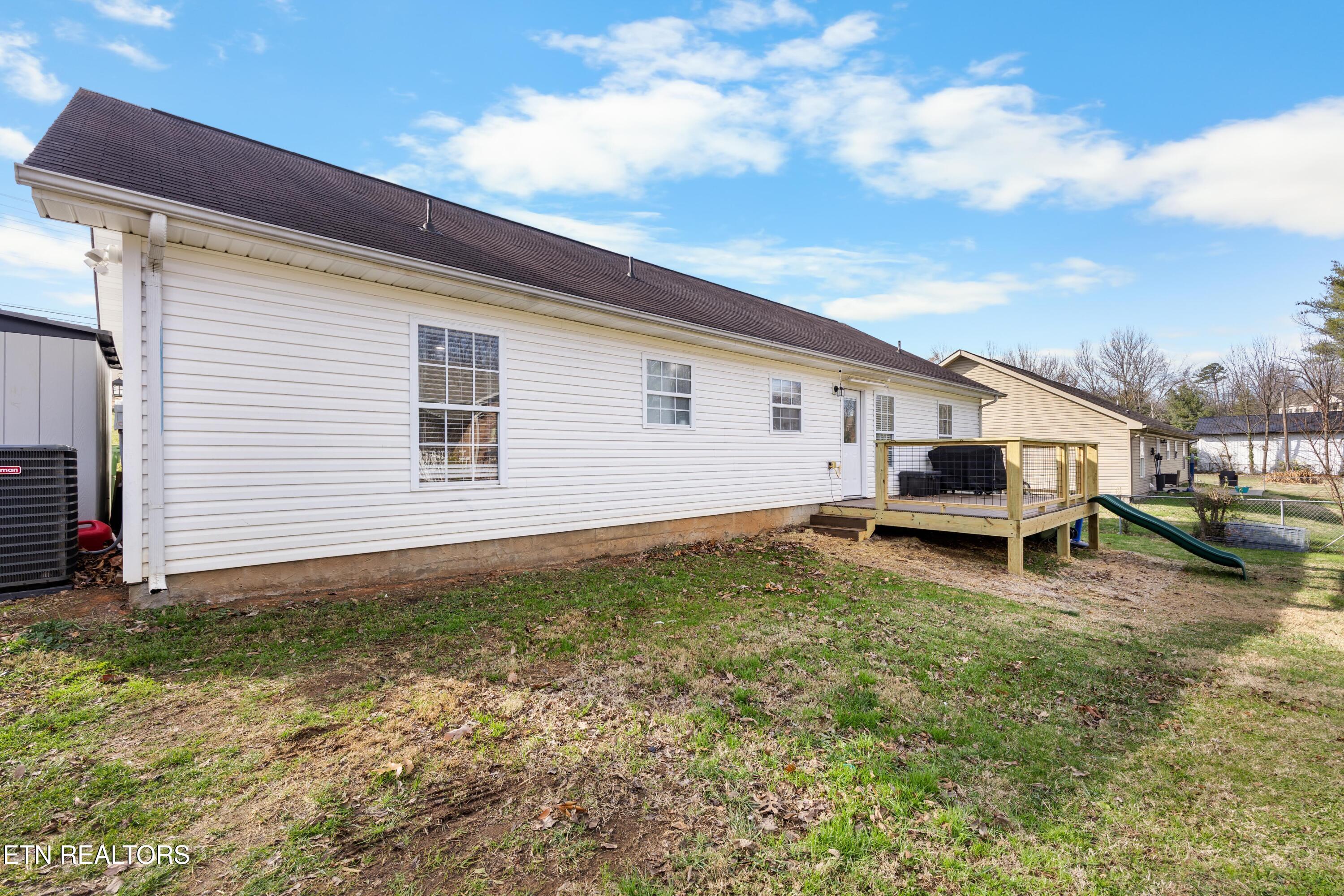 2207 Tuckaleechee Pike