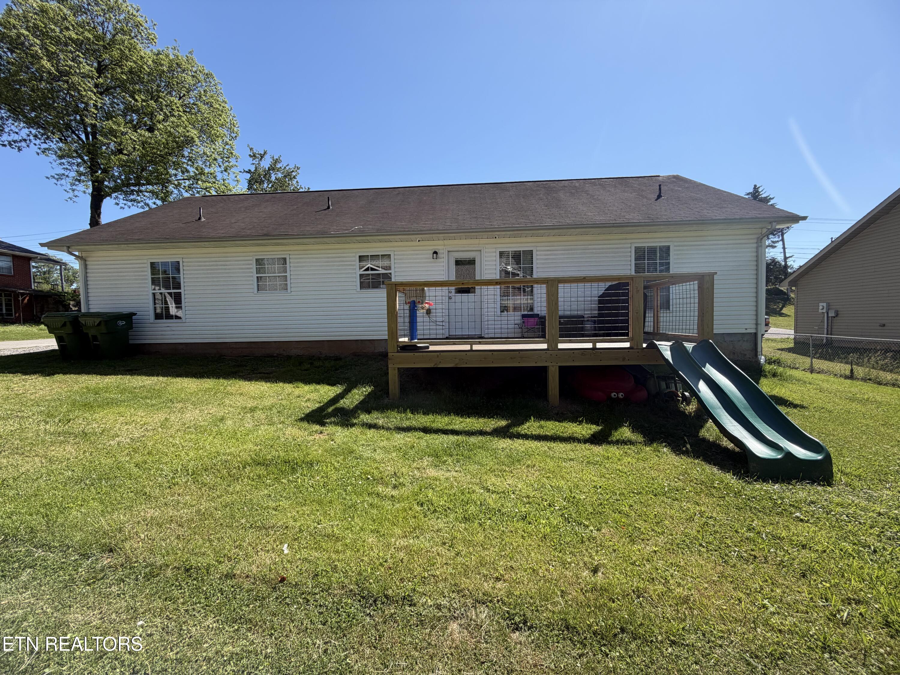 2207 Tuckaleechee Pike
