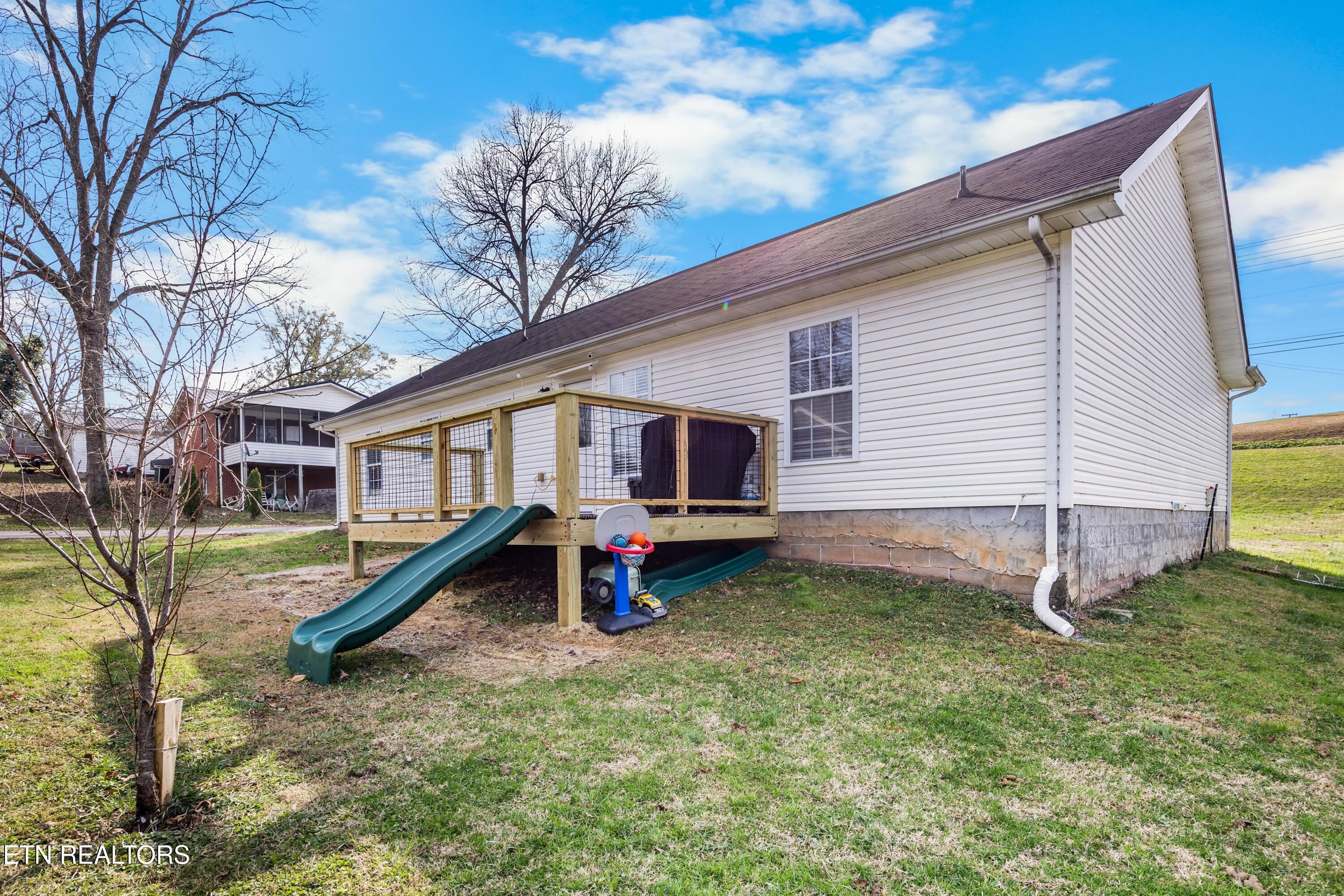 2207 Tuckaleechee Pike