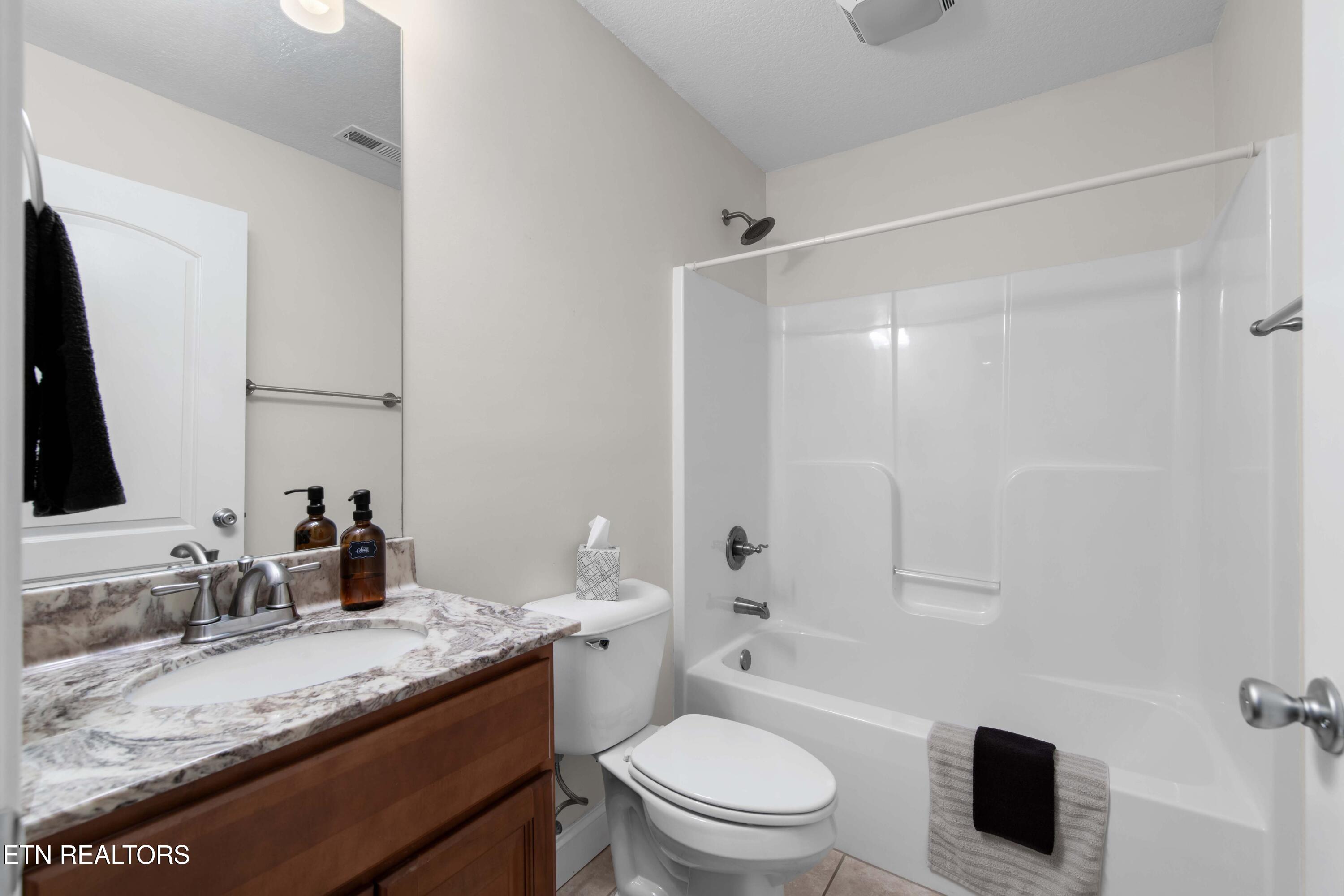 2562 Keeneland Drive