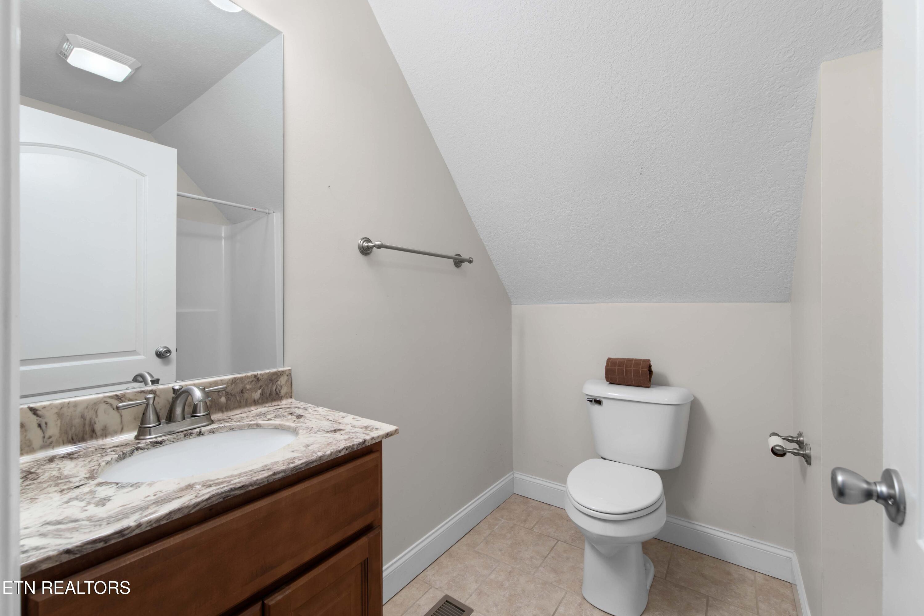 2562 Keeneland Drive