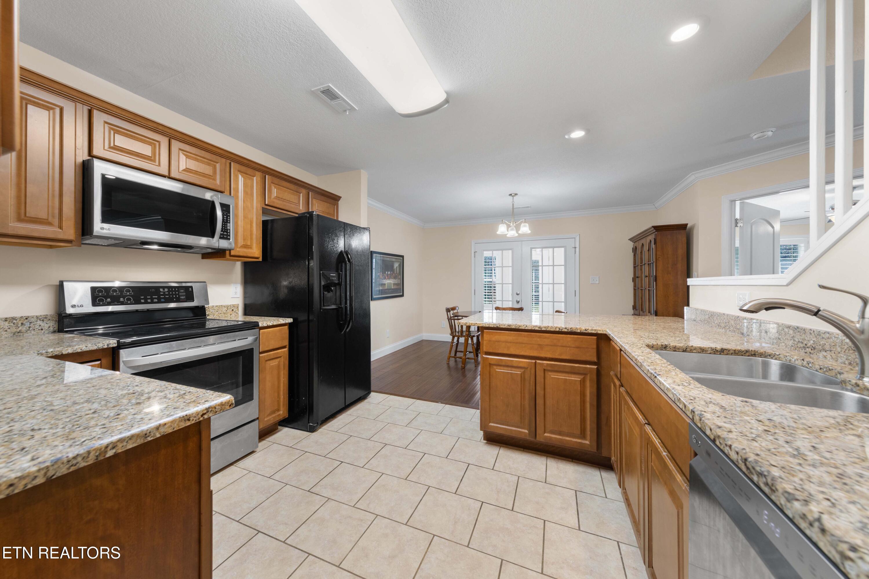 2562 Keeneland Drive