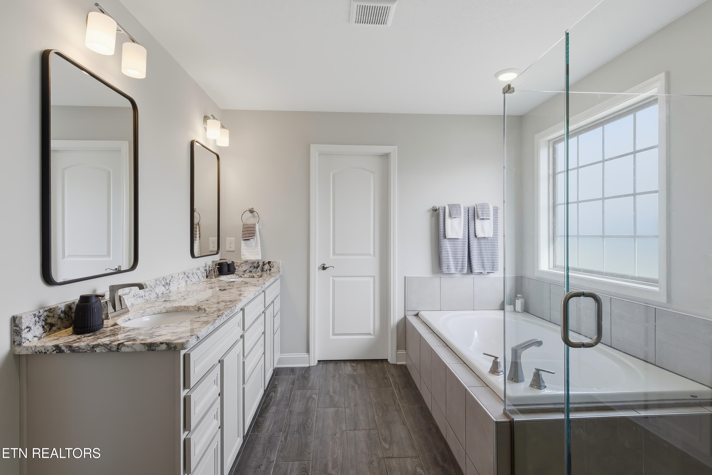 2663 Windjammer Lane