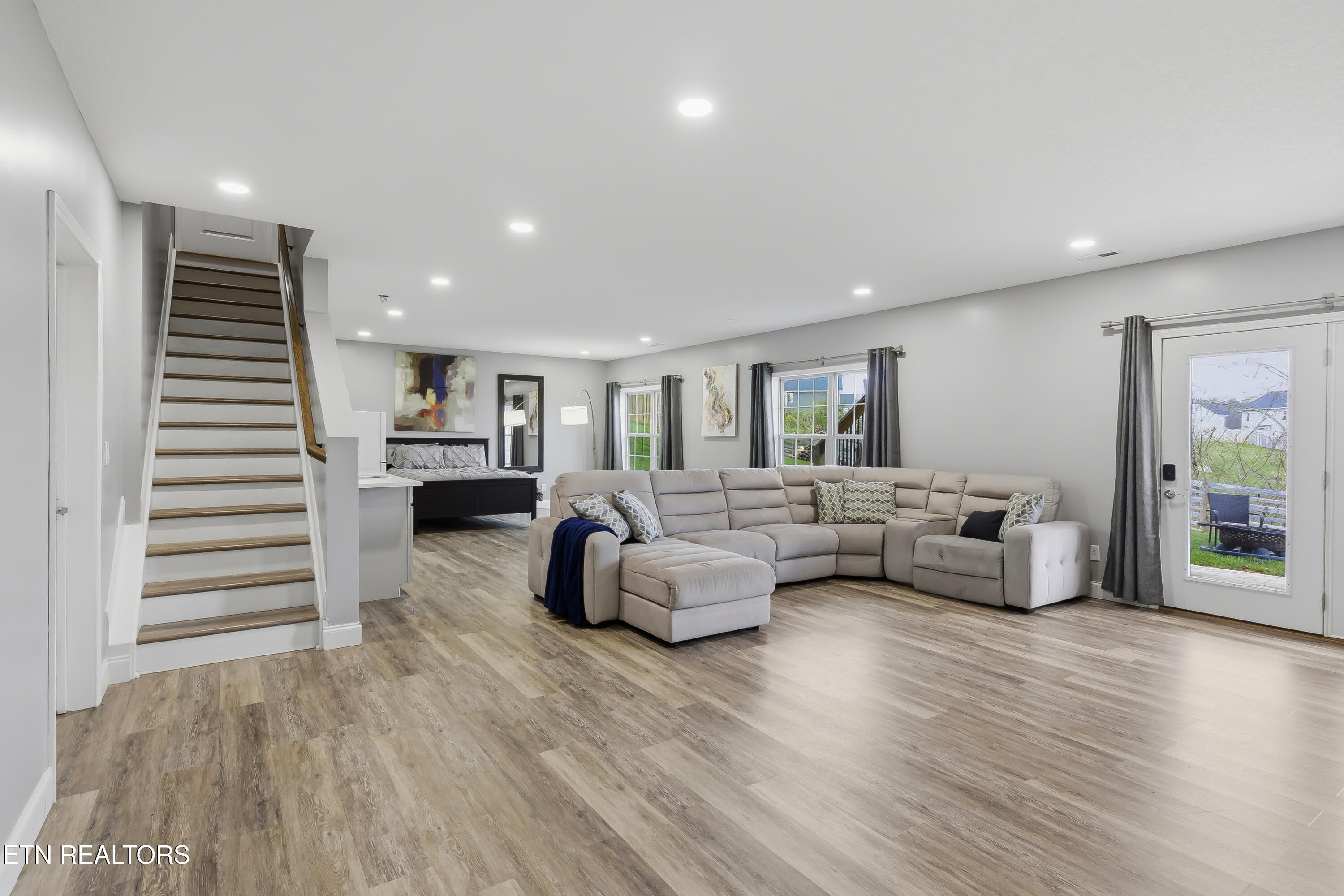 2663 Windjammer Lane