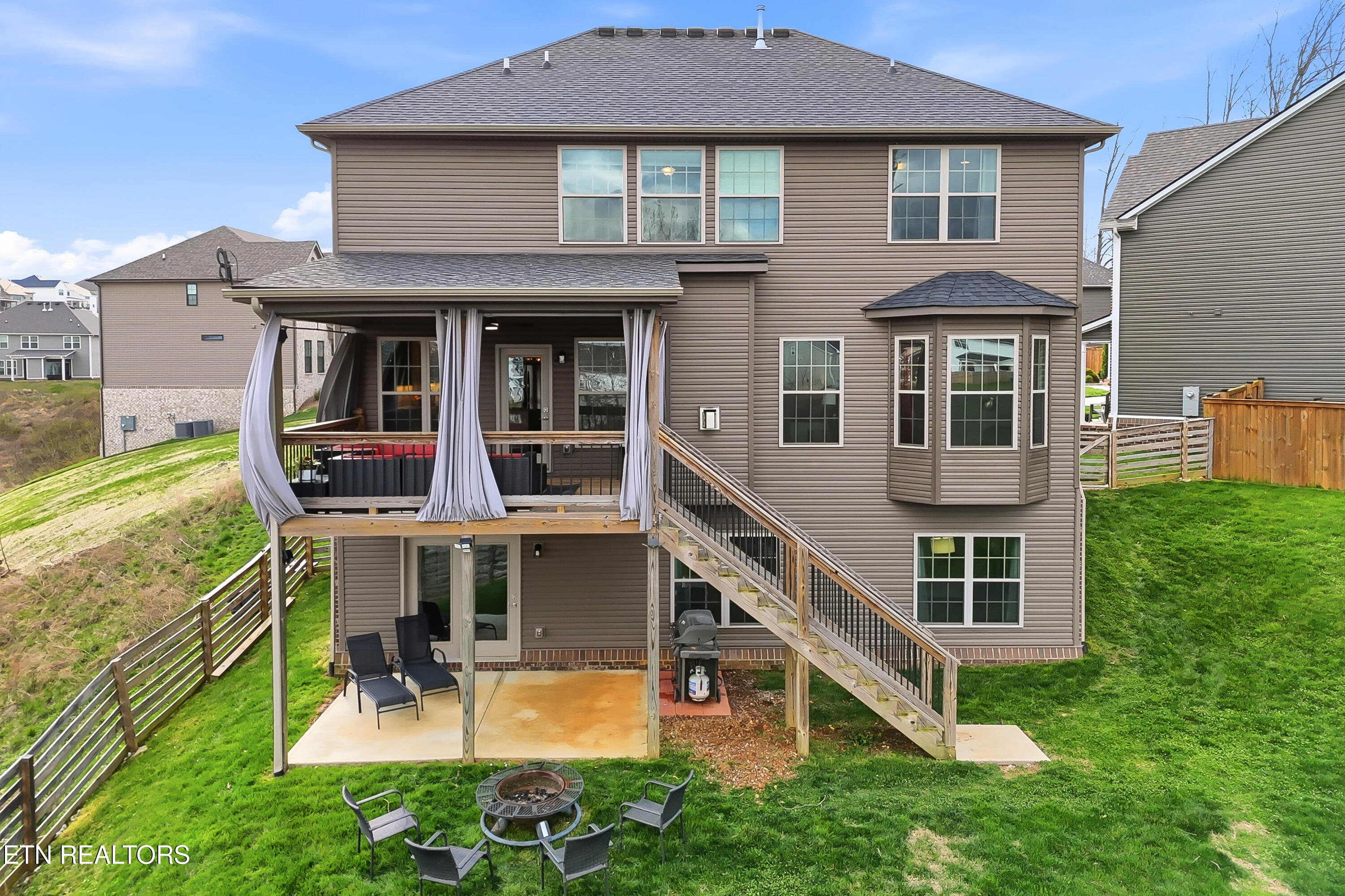 2663 Windjammer Lane