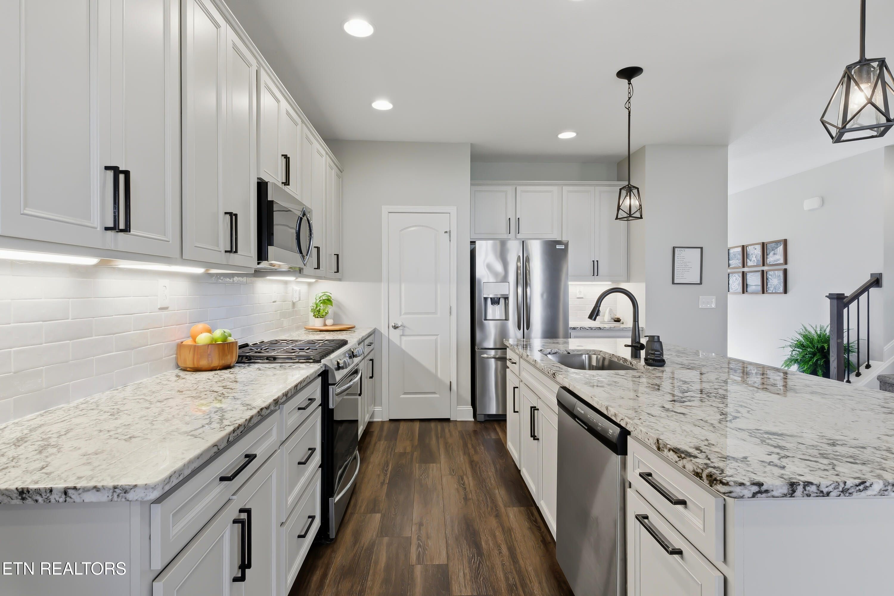 2663 Windjammer Lane