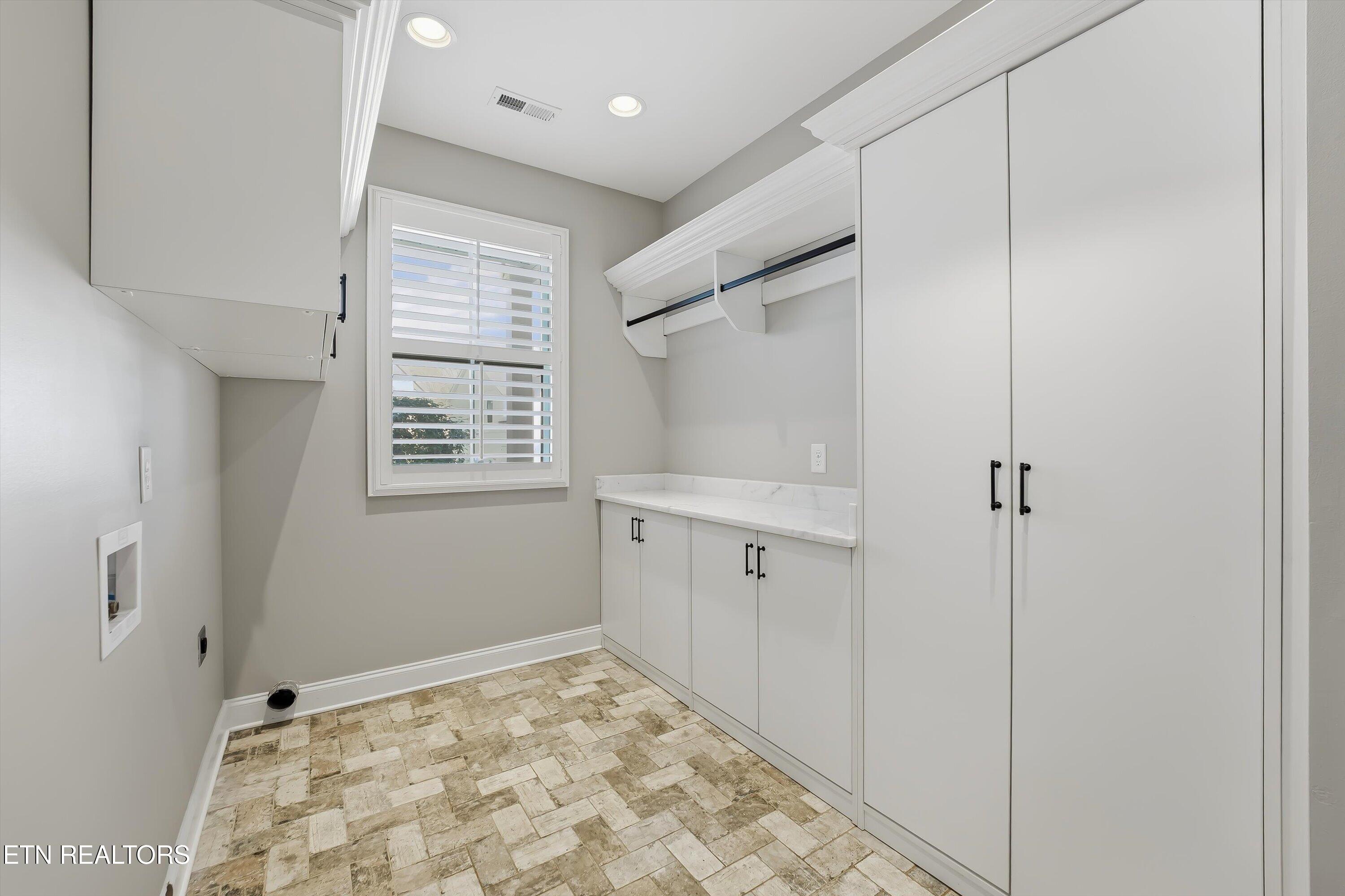 2028 Highlands Ridge Lane