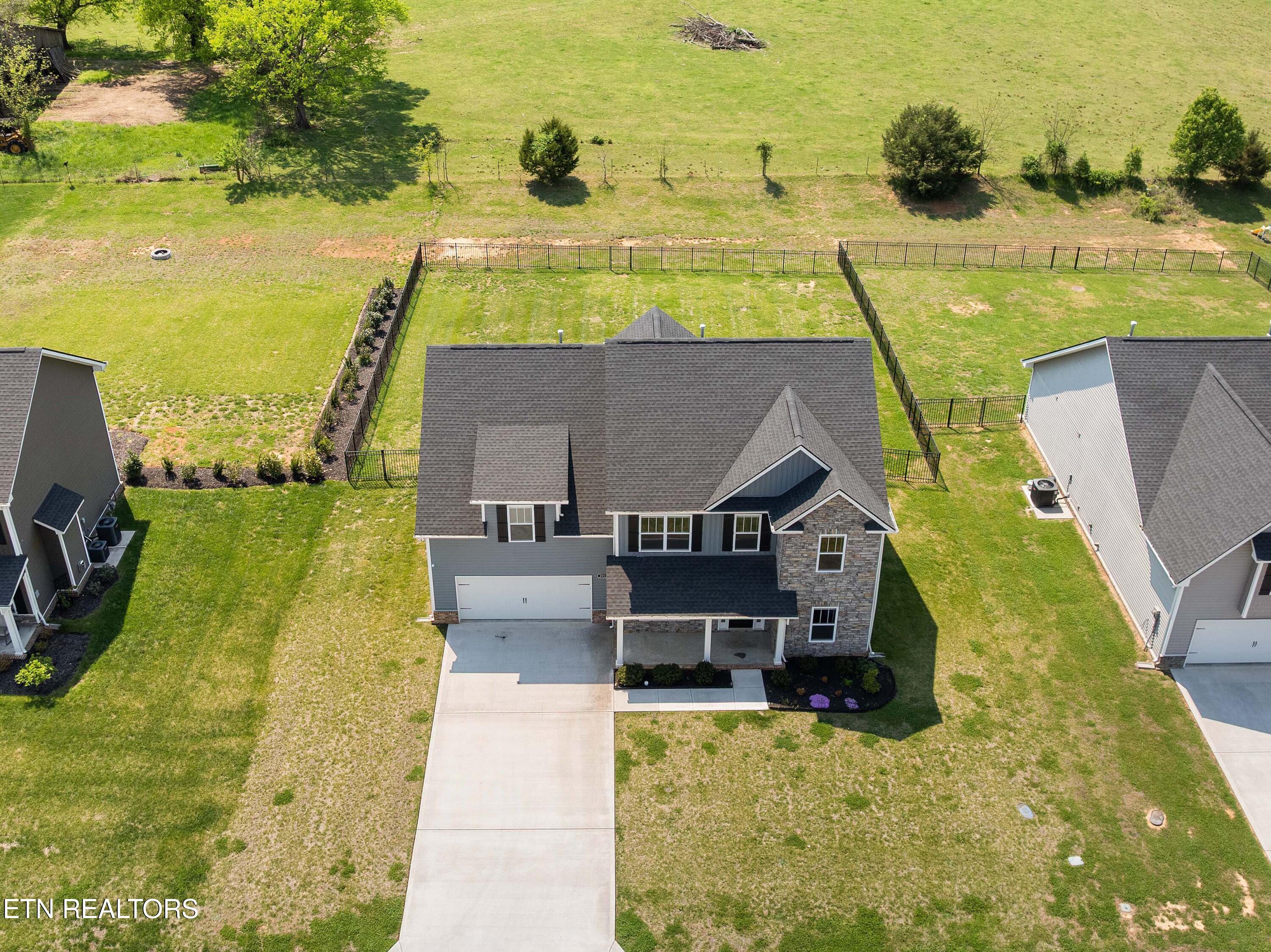 2013 Farm Blvd