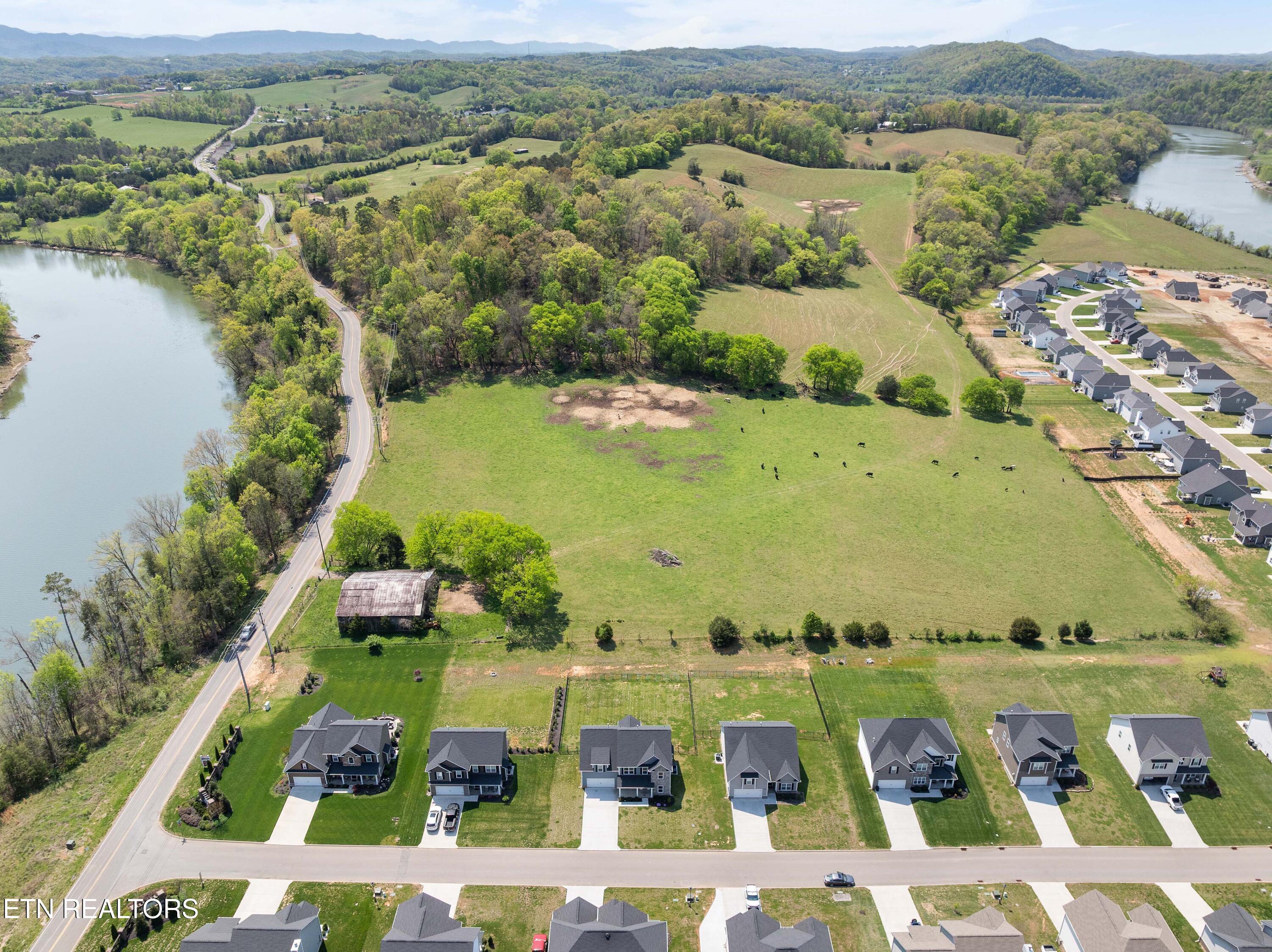 2013 Farm Blvd