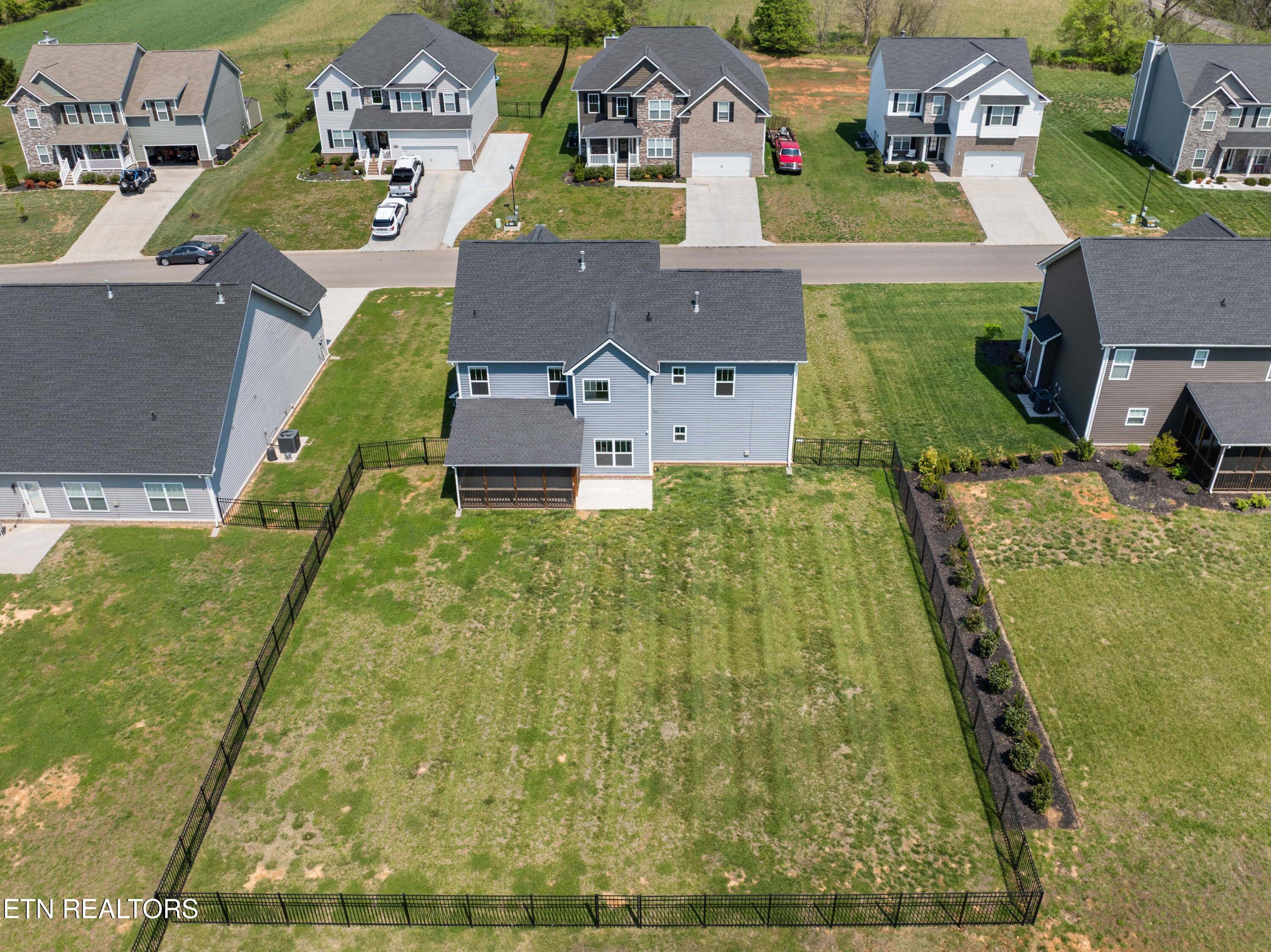 2013 Farm Blvd