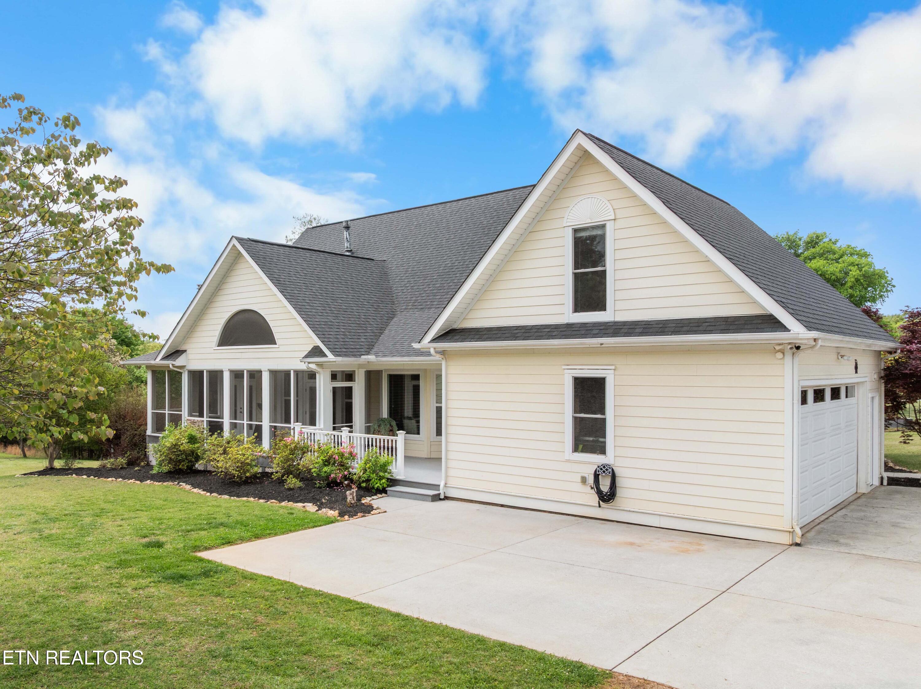 6625 Riverview Golf Drive