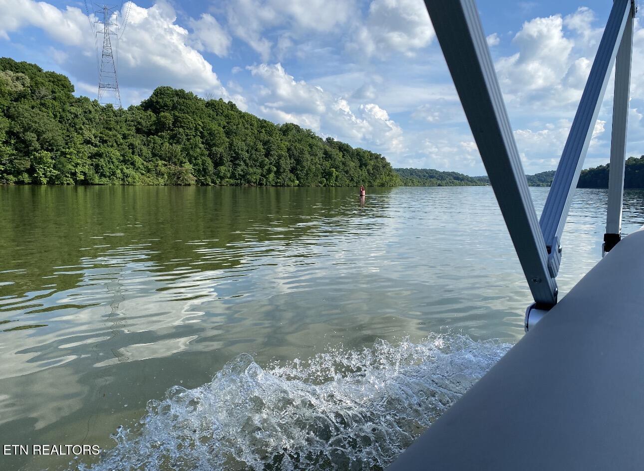 6625 Riverview Golf Drive