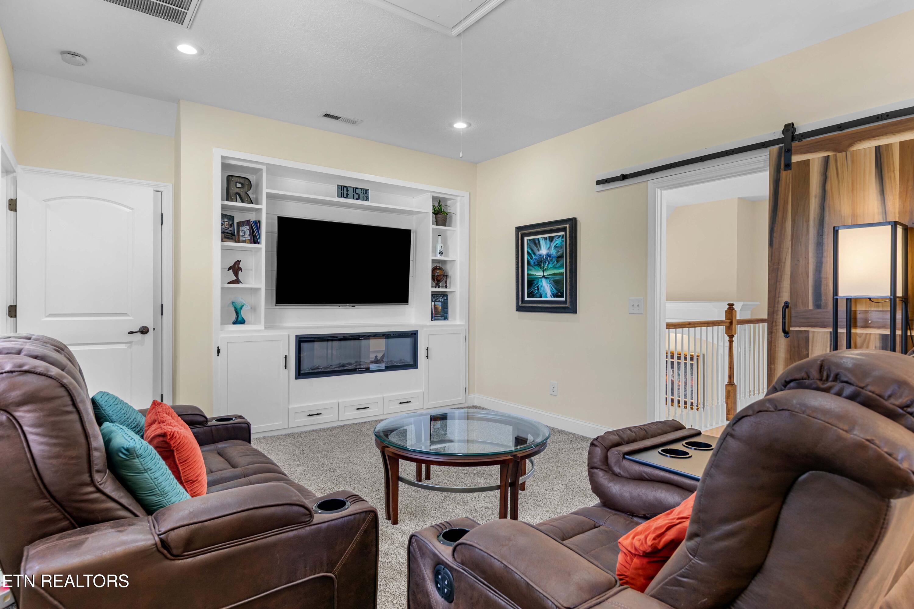 6625 Riverview Golf Drive