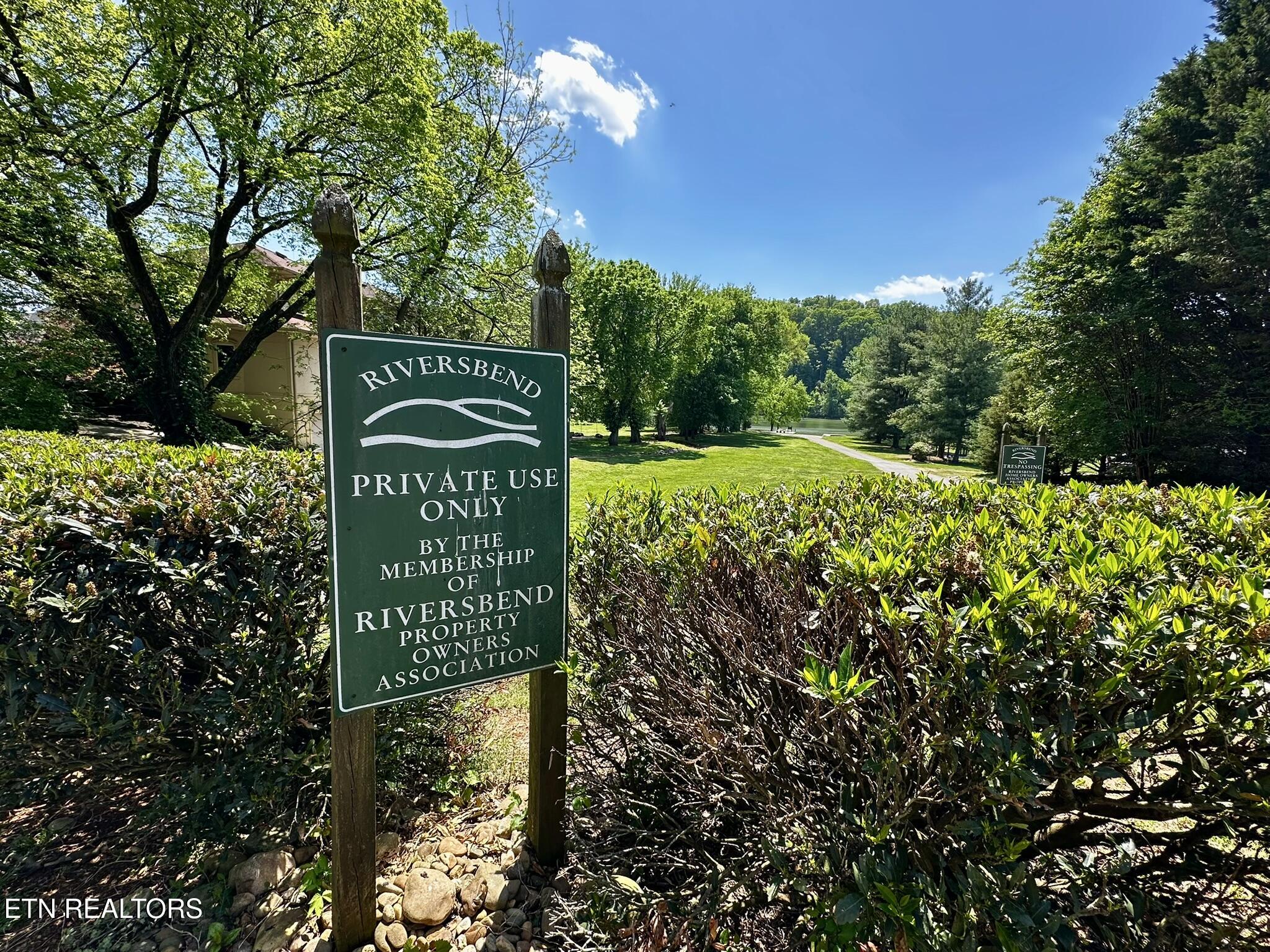 6625 Riverview Golf Drive