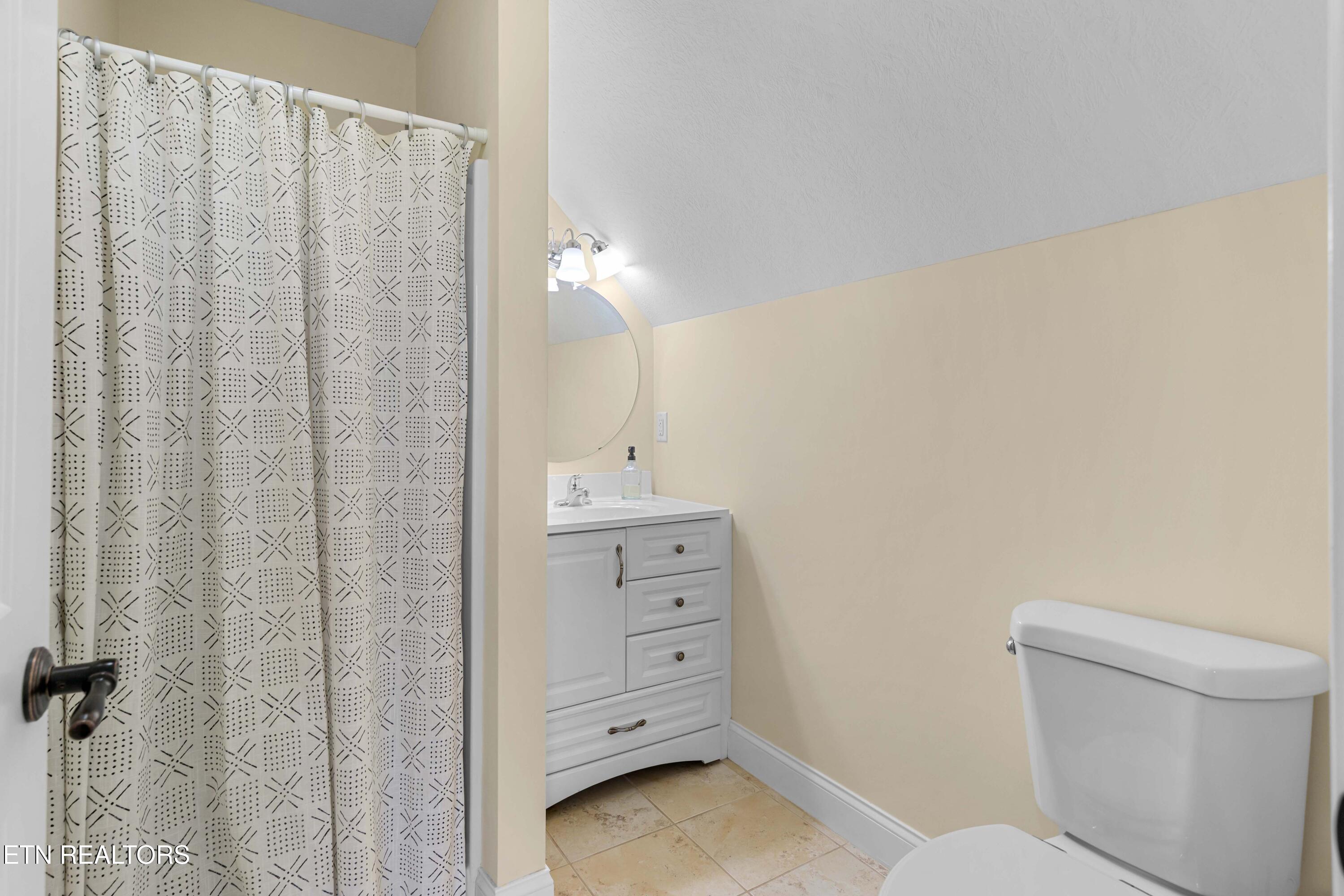 6625 Riverview Golf Drive