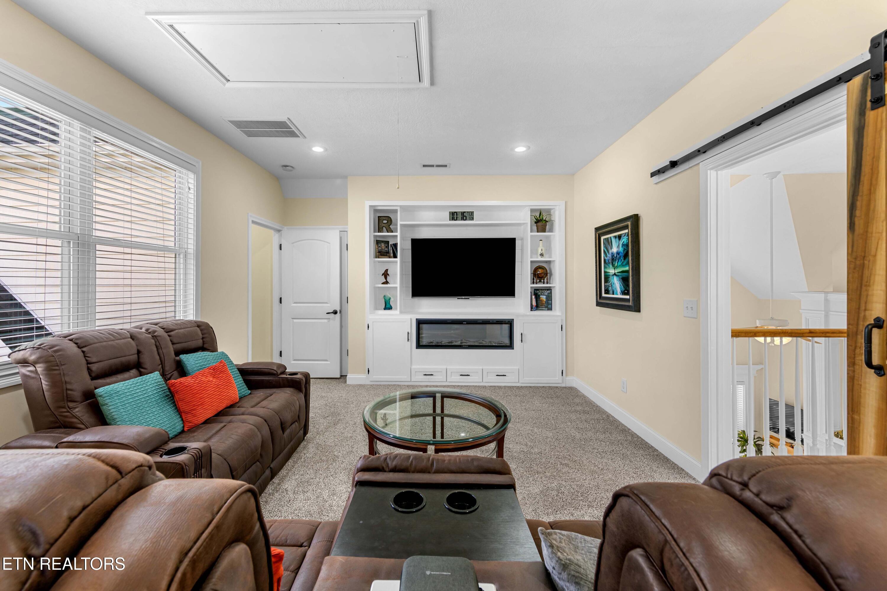 6625 Riverview Golf Drive