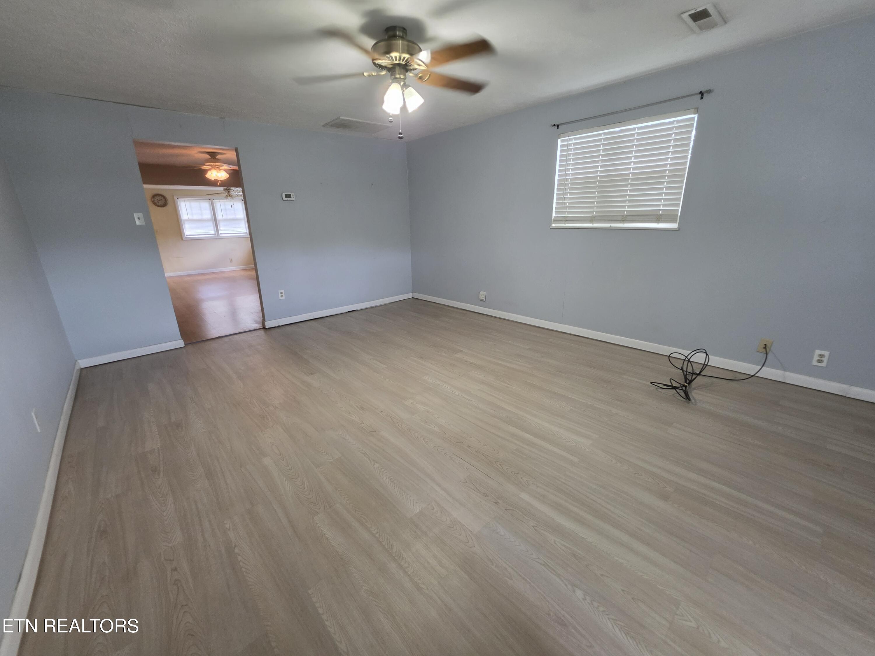 115 Flanders Ave