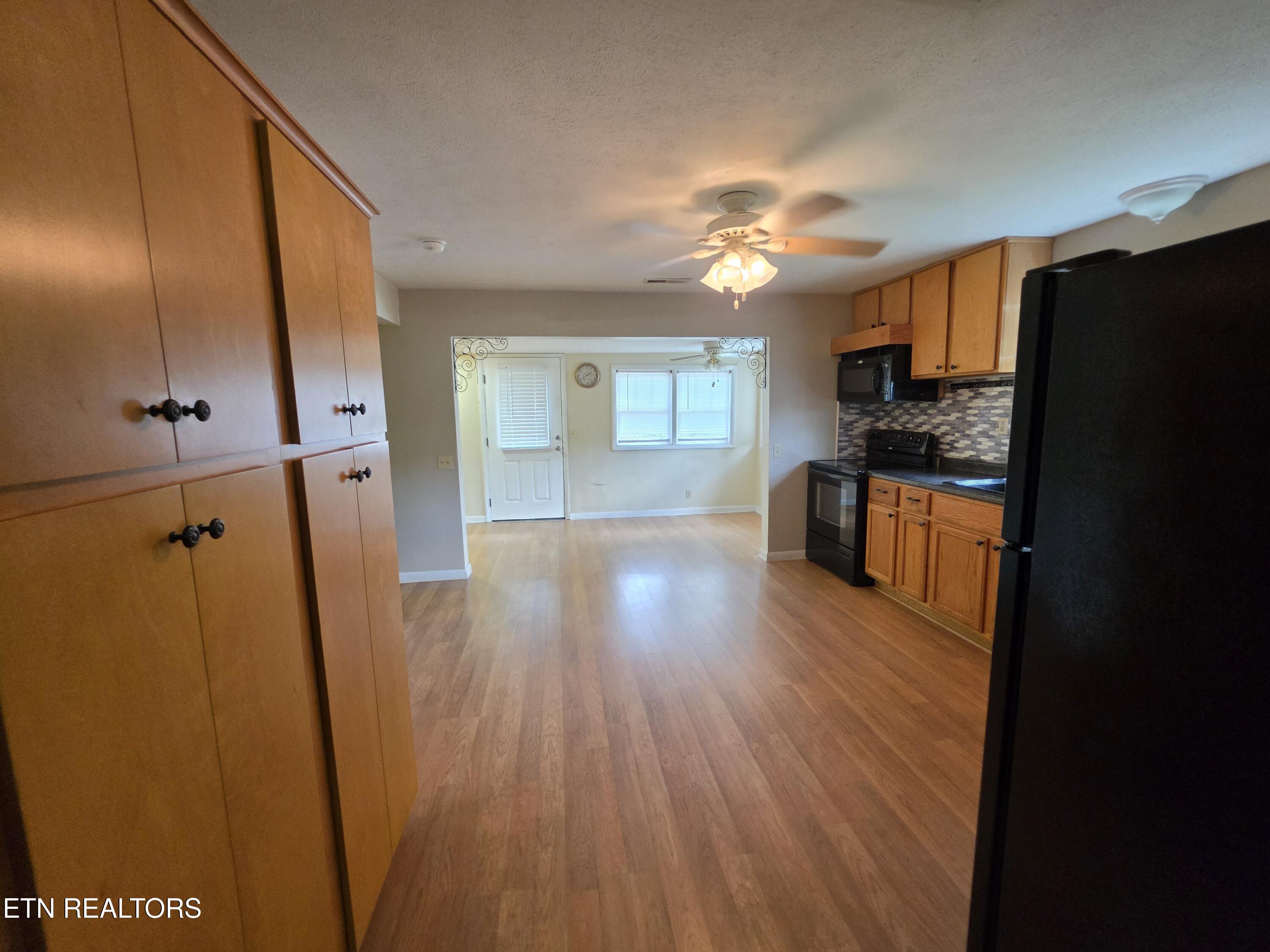 115 Flanders Ave