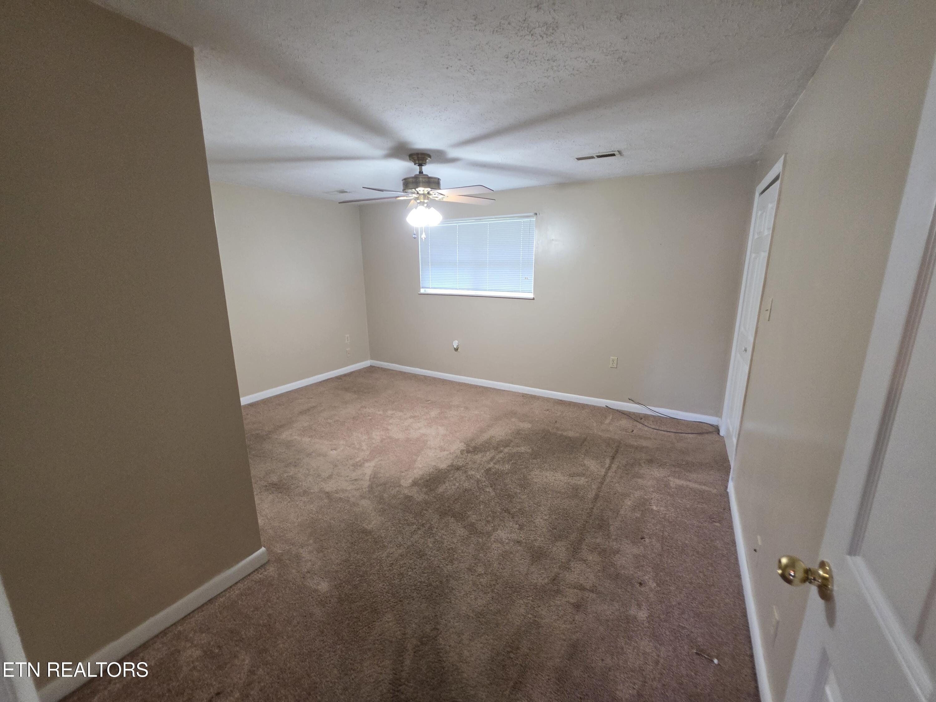 115 Flanders Ave