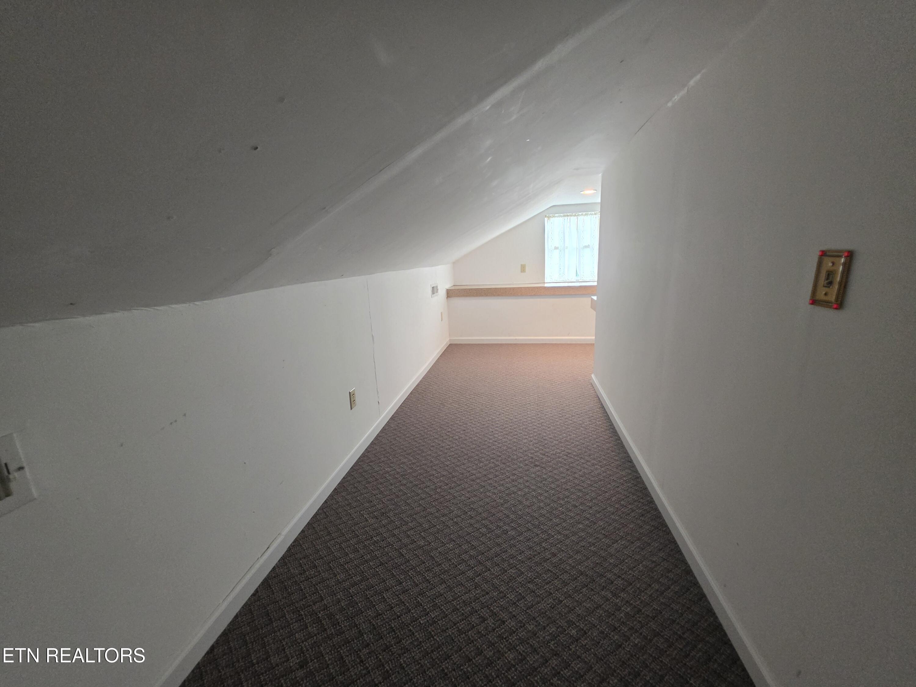115 Flanders Ave