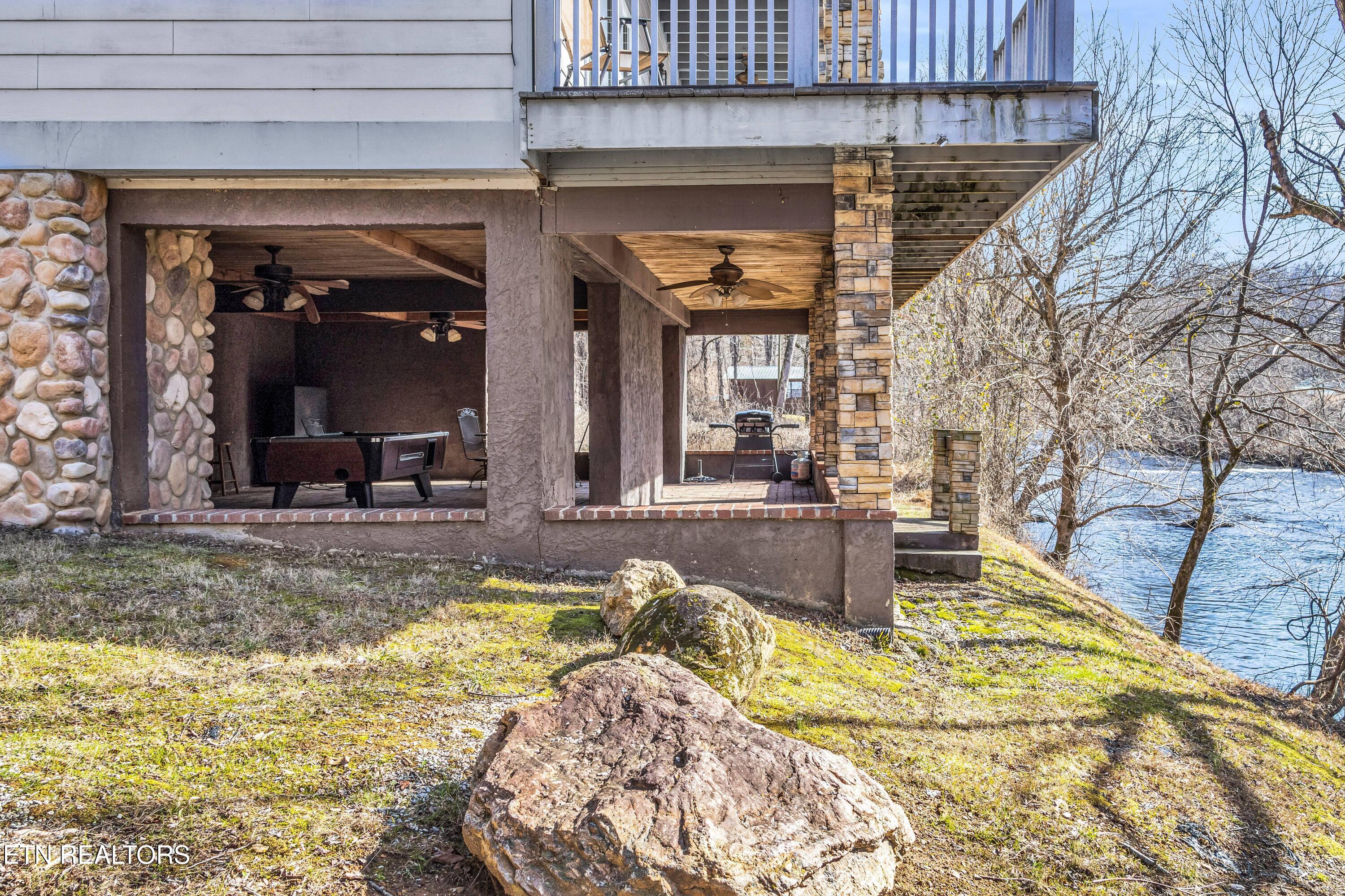 128 Rafter Rd