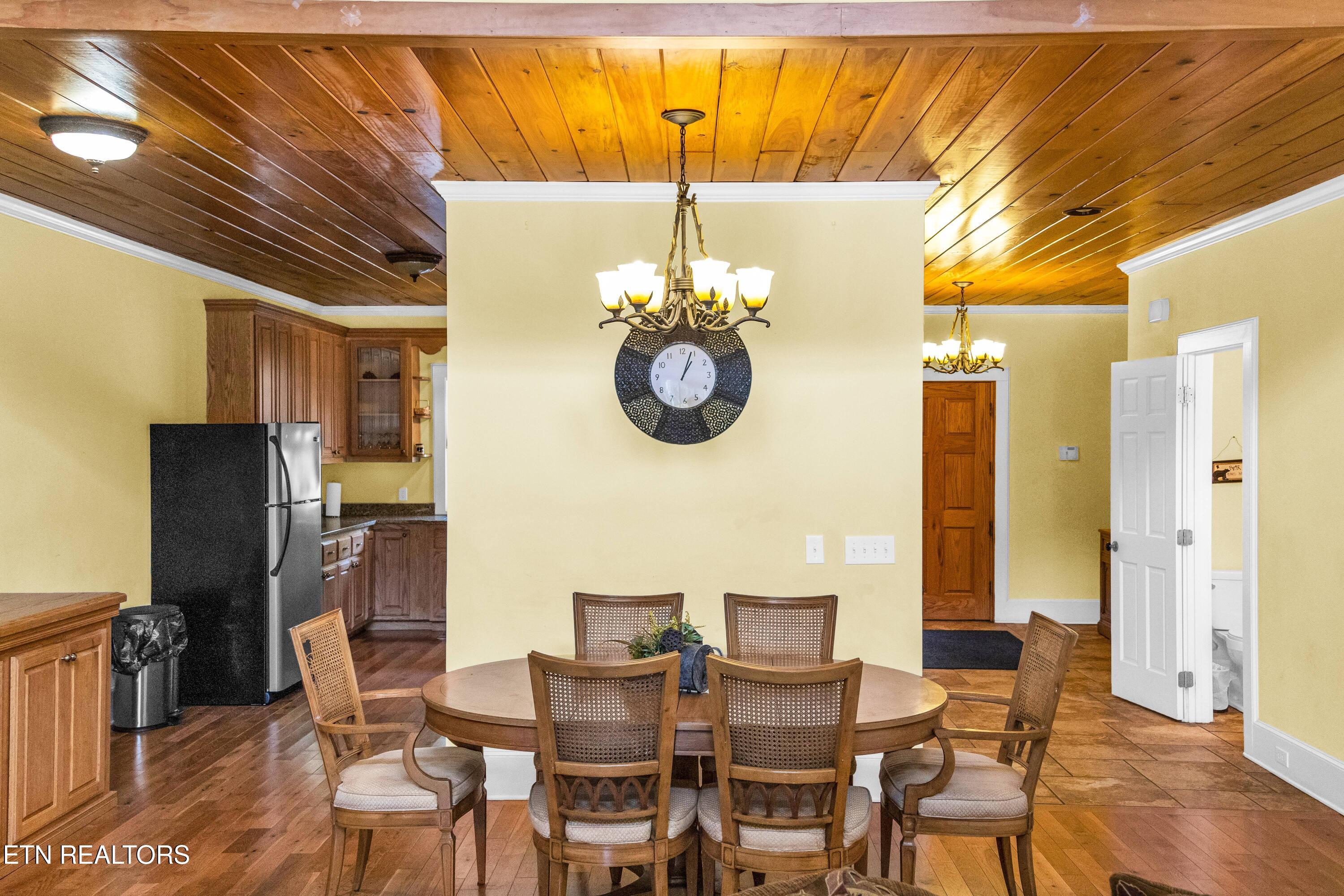 128 Rafter Rd