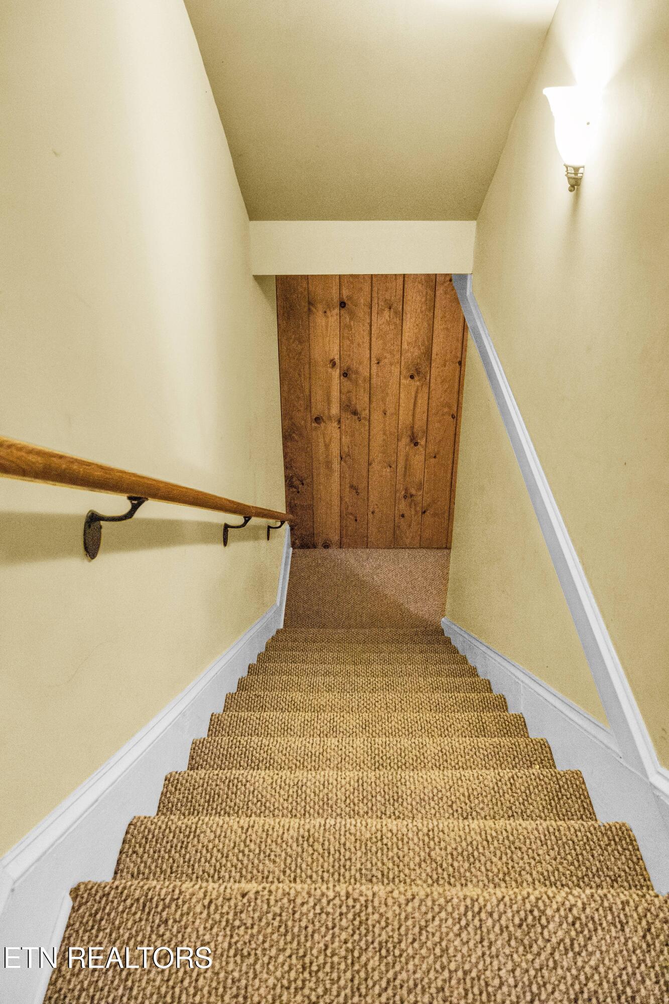 128 Rafter Rd