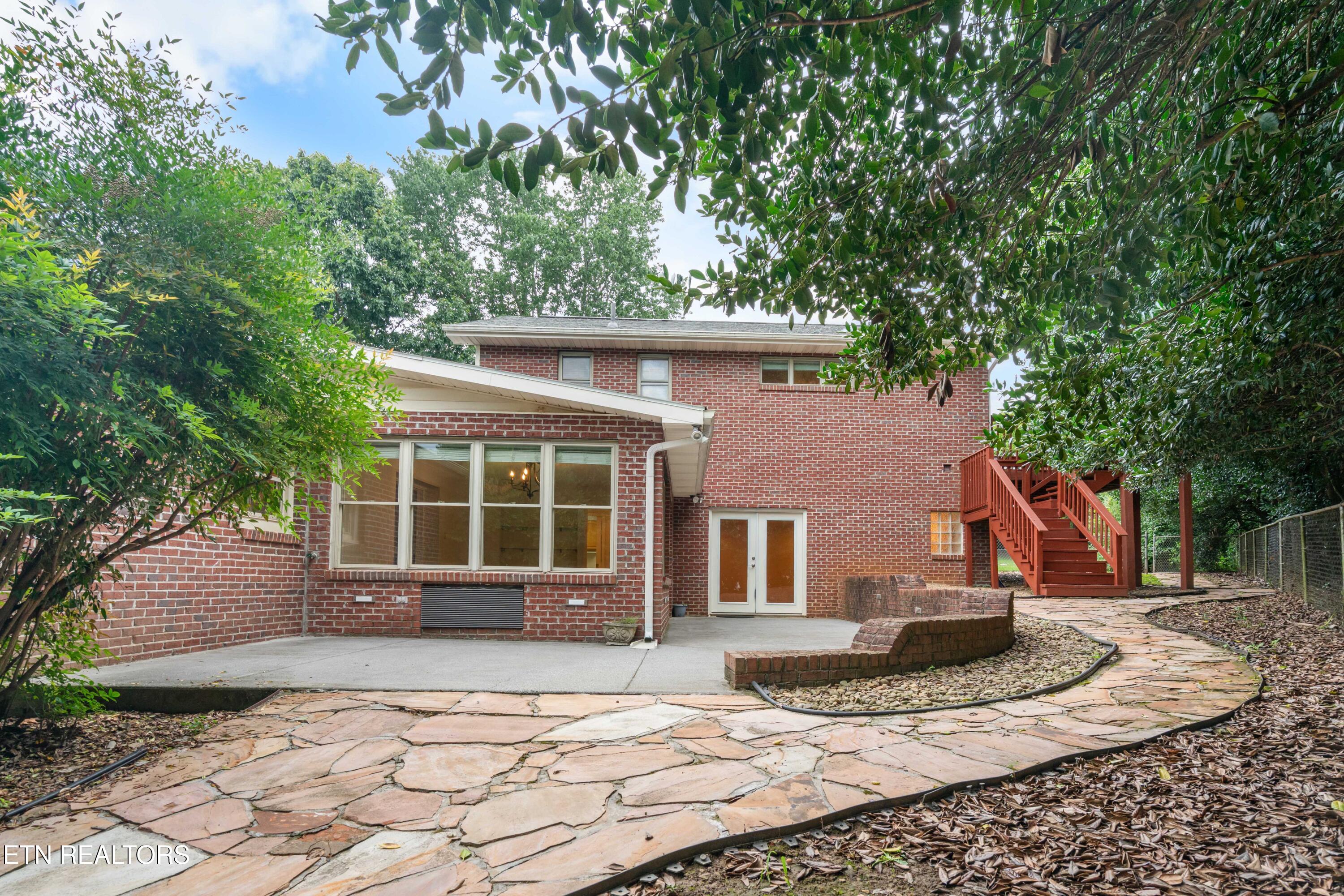 603 Lansdale Drive