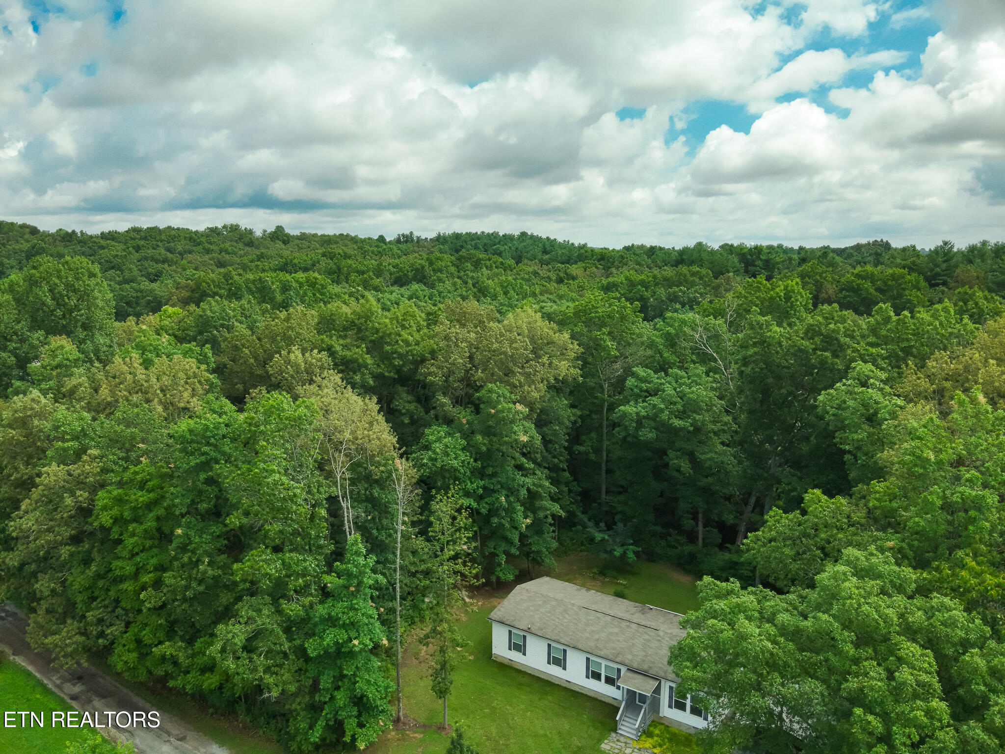 381 Dixon Rd