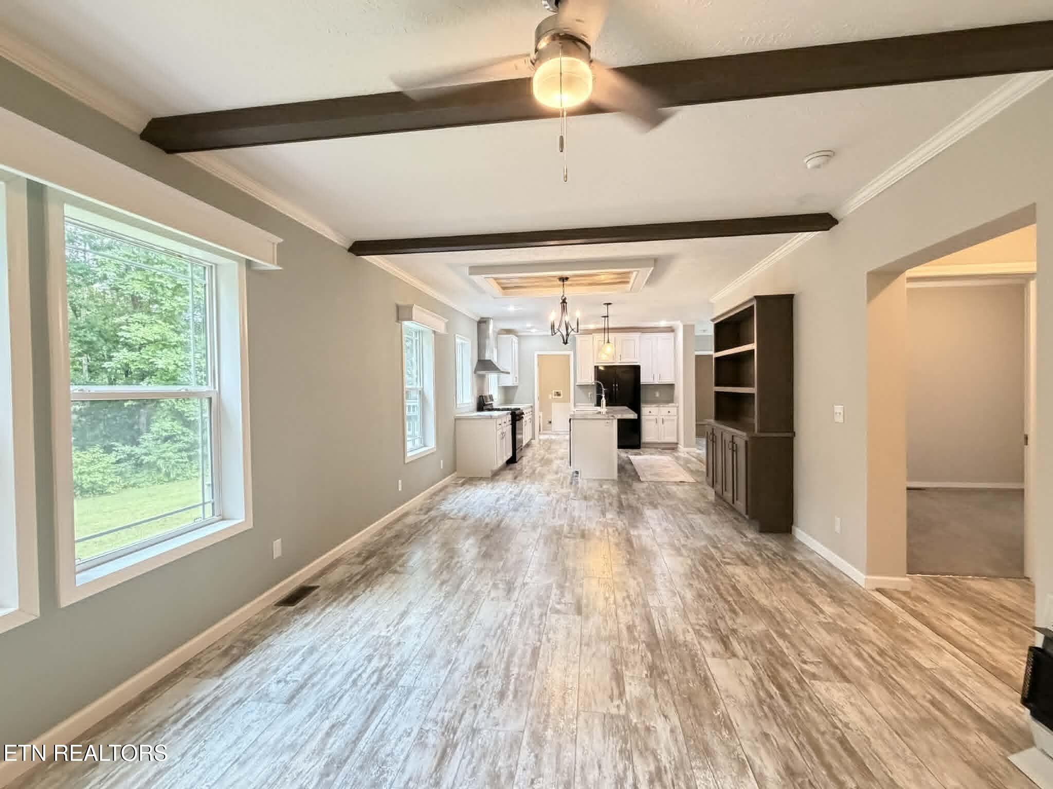 381 Dixon Rd