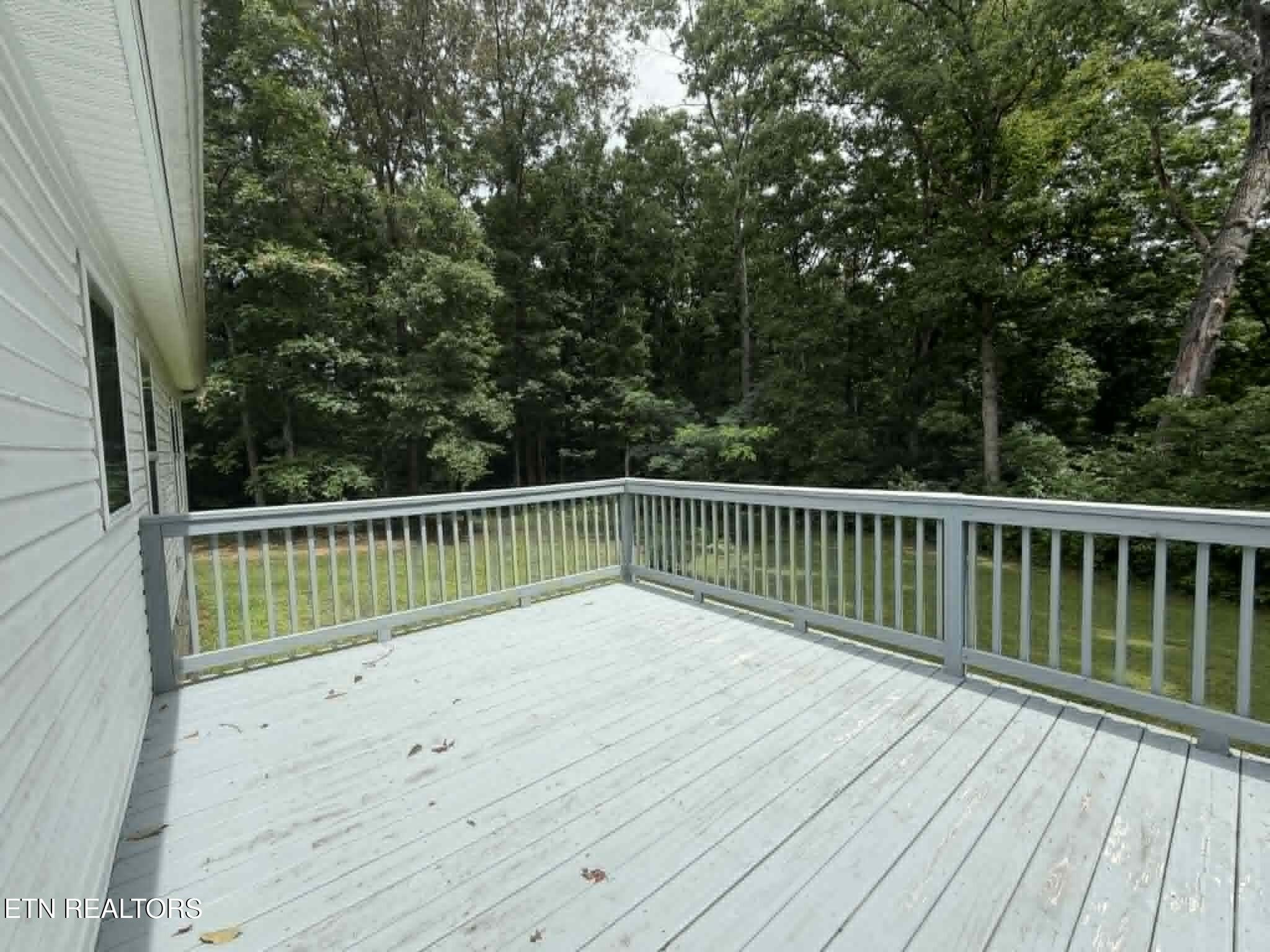 381 Dixon Rd