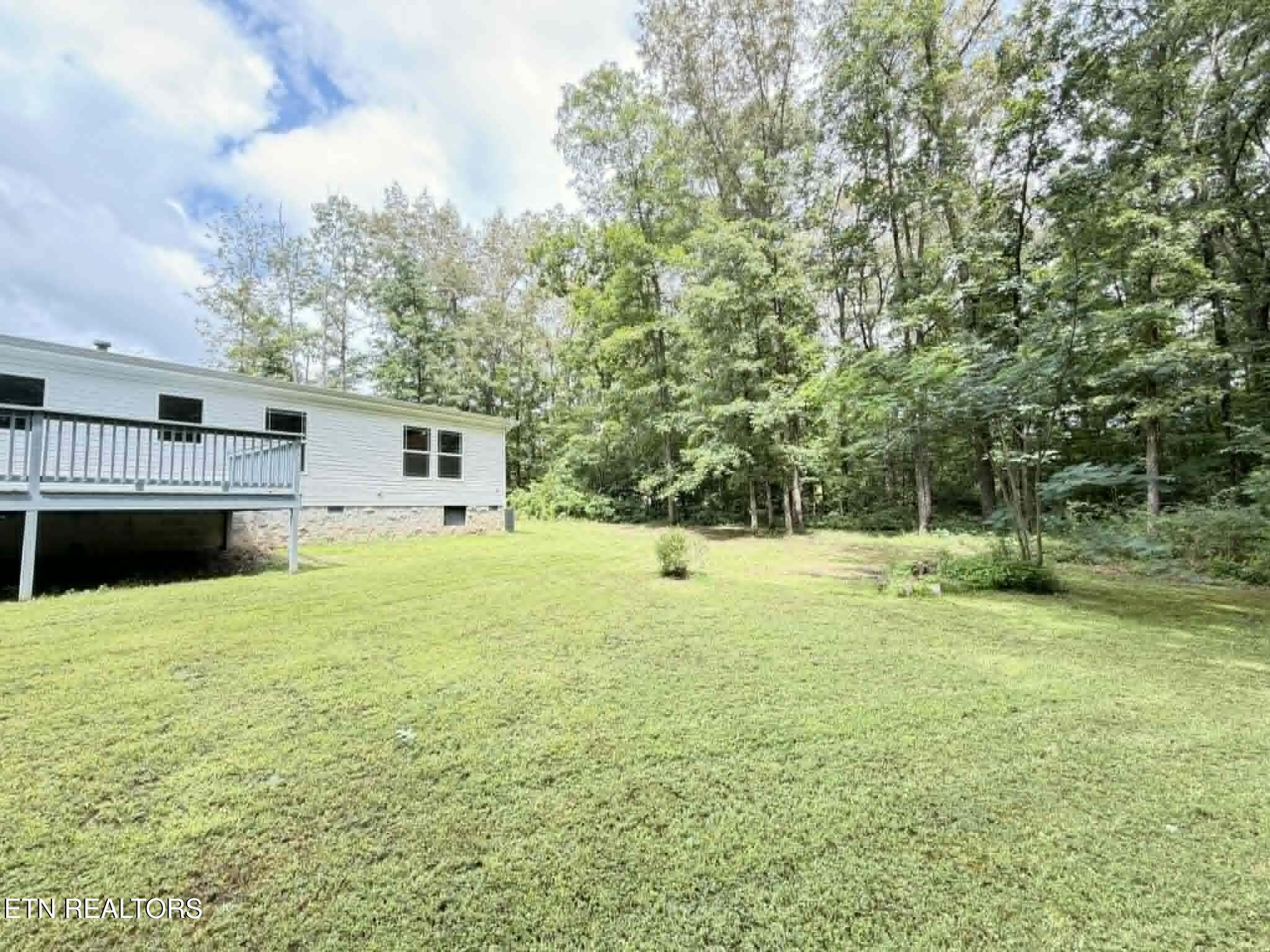 381 Dixon Rd