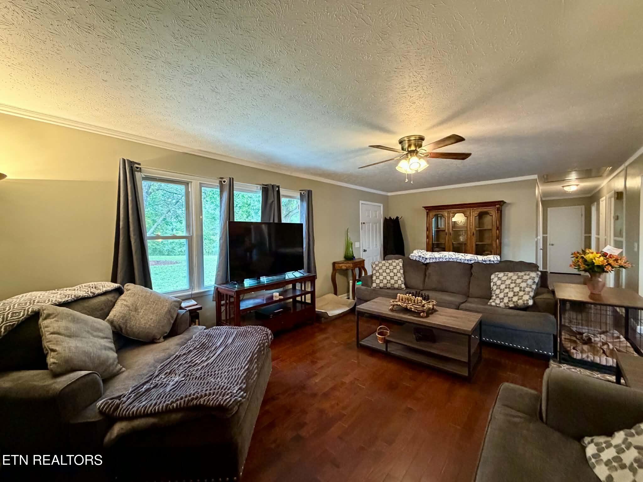 2799 Doran Rd