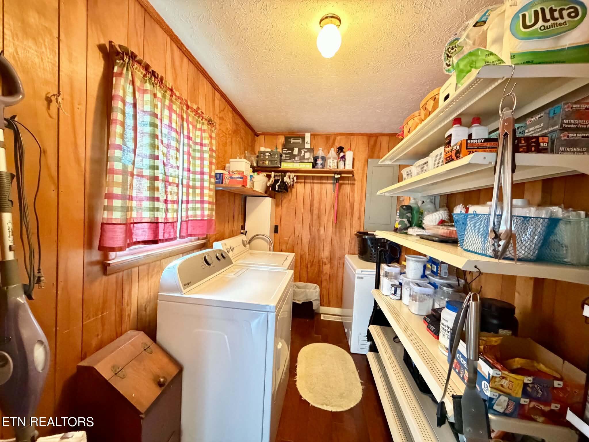 2799 Doran Rd