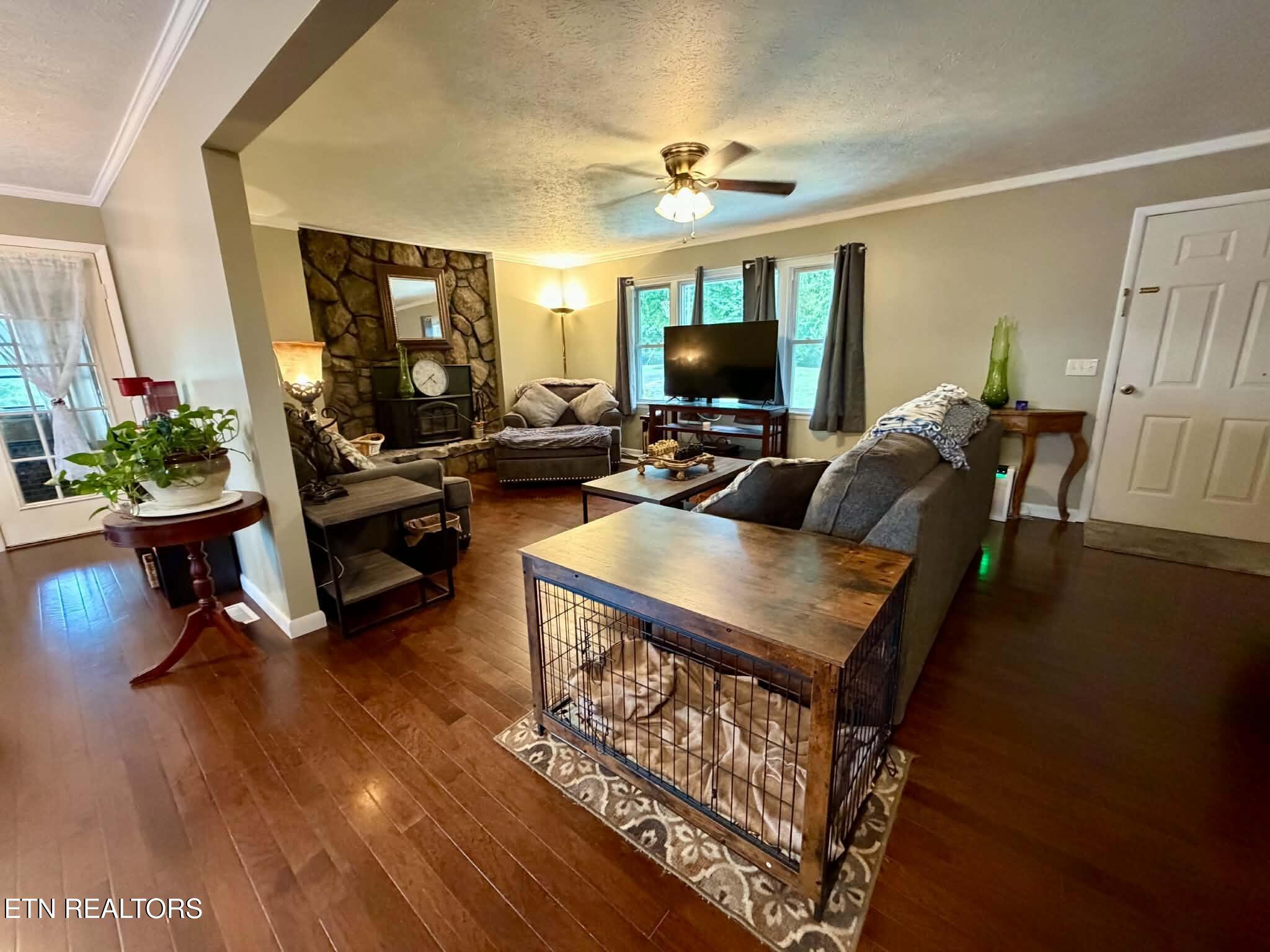 2799 Doran Rd