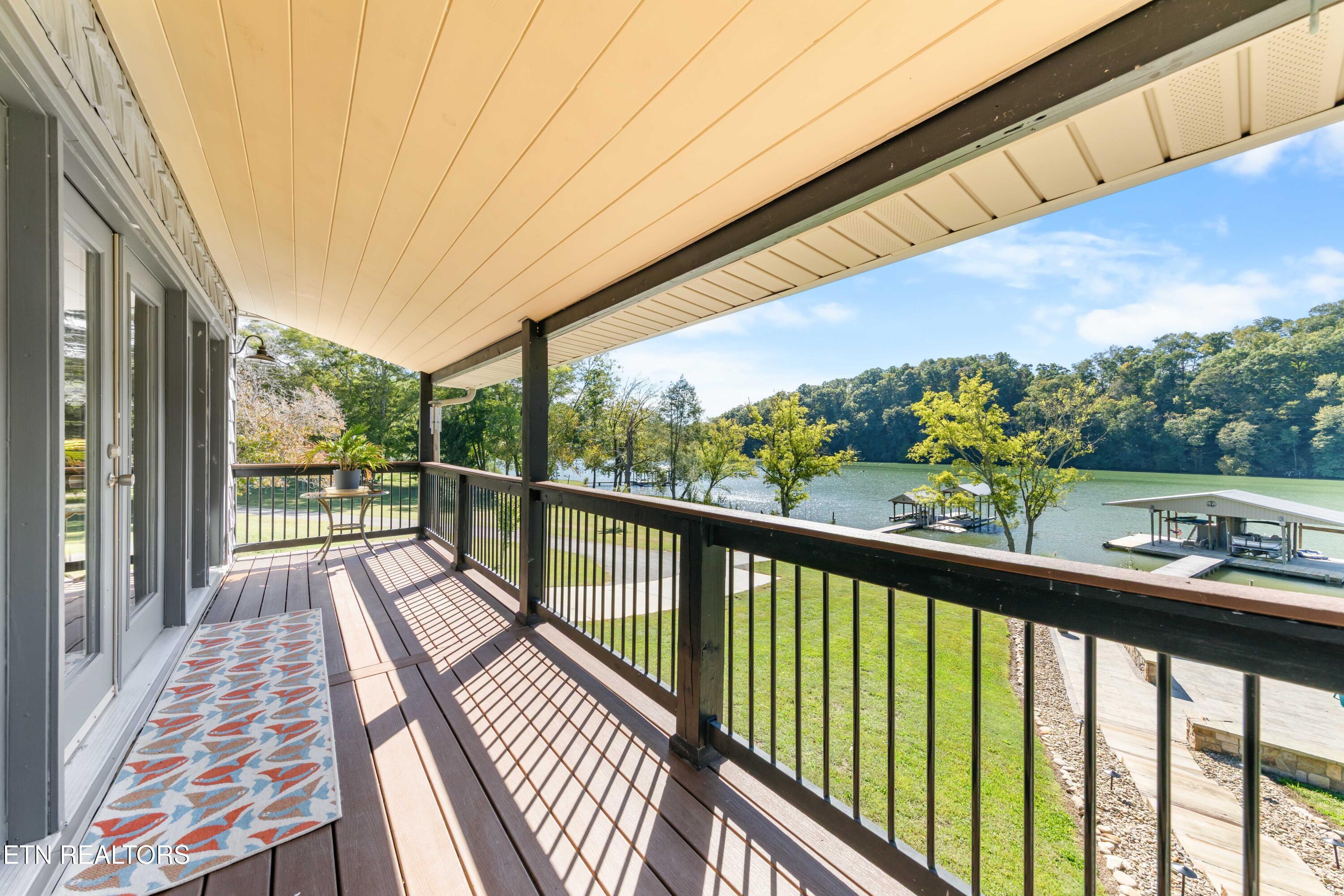 274 Lakecrest Drive