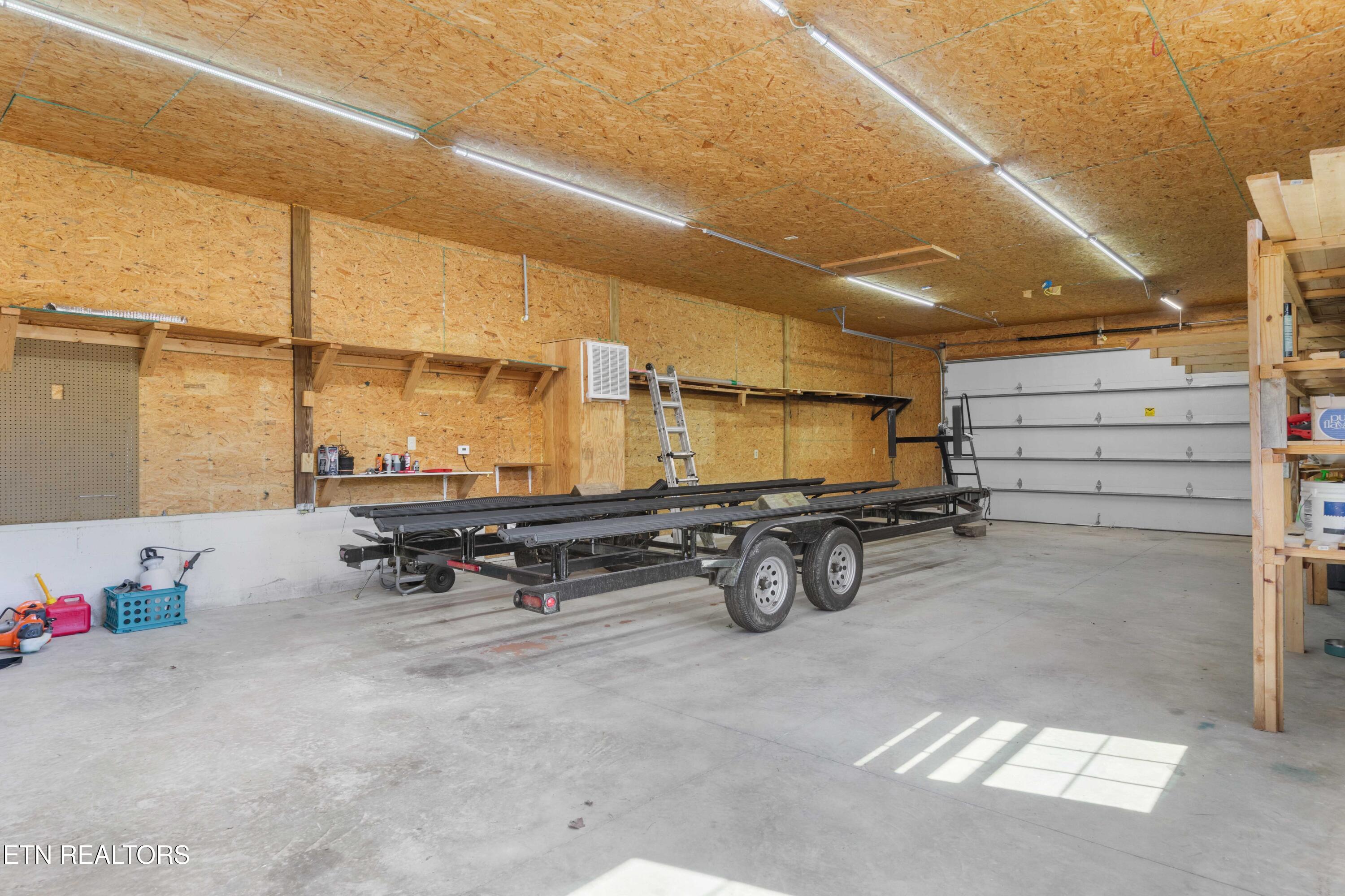 274 Lakecrest Drive