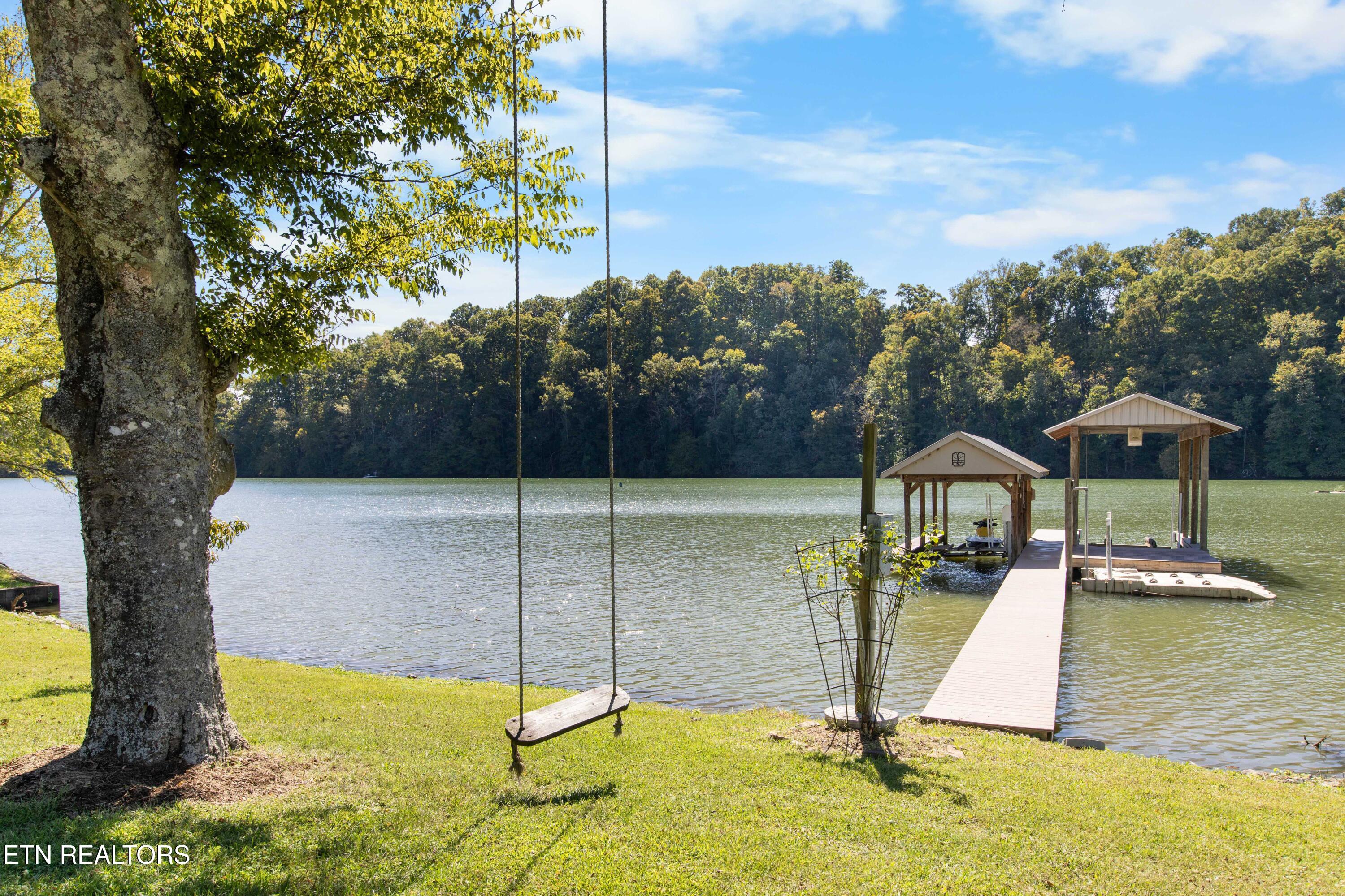 274 Lakecrest Drive