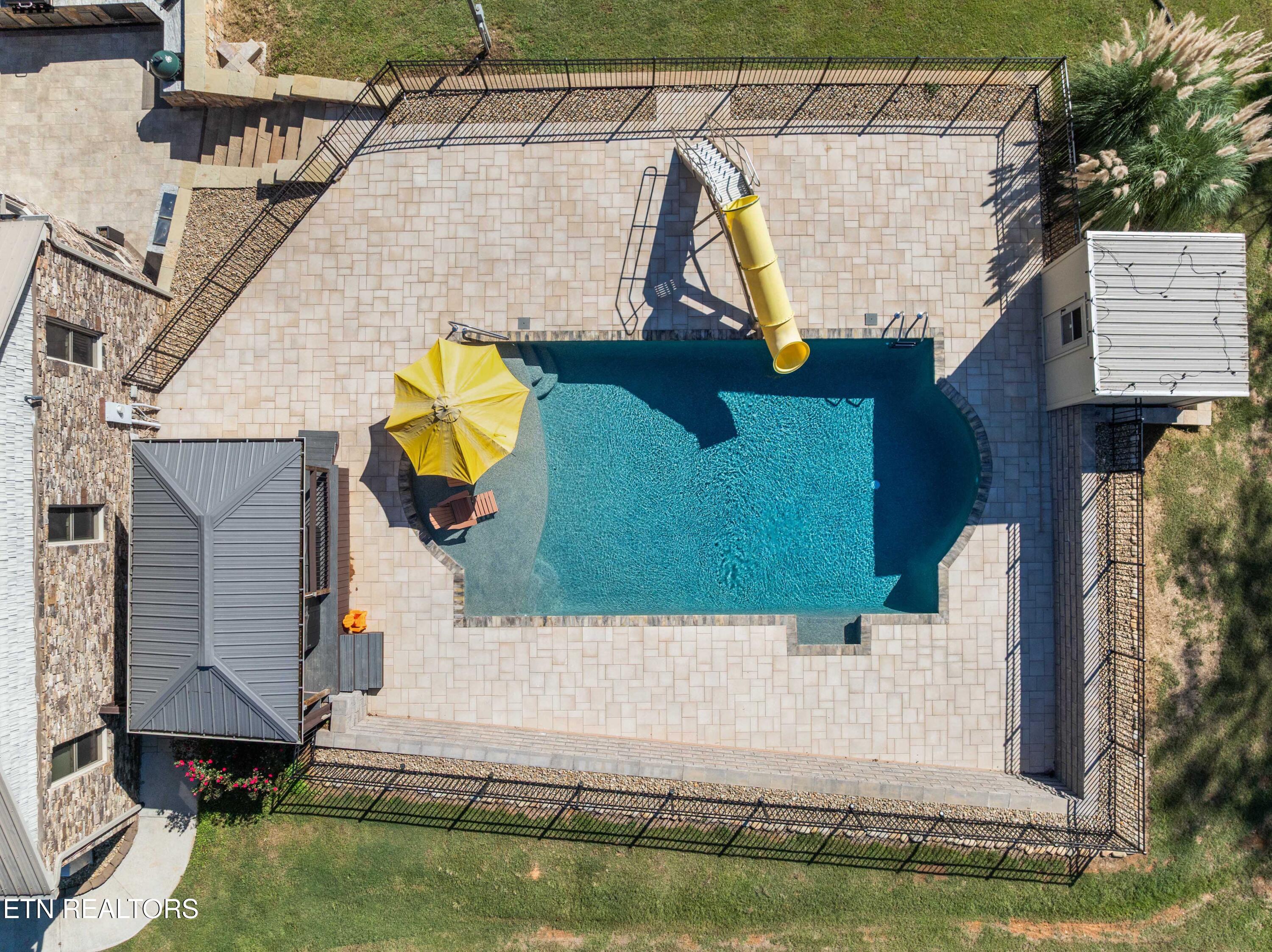 274 Lakecrest Drive