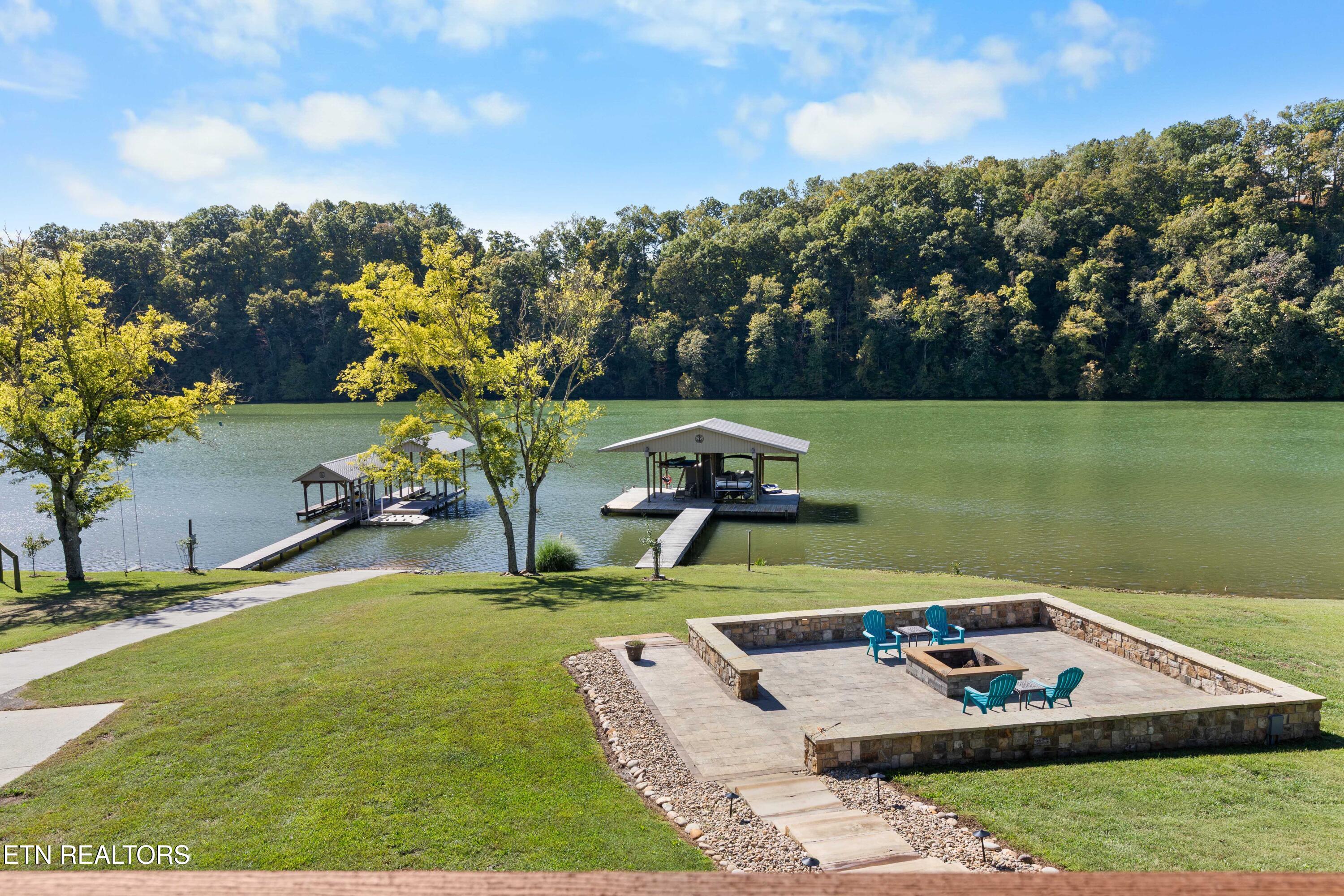 274 Lakecrest Drive