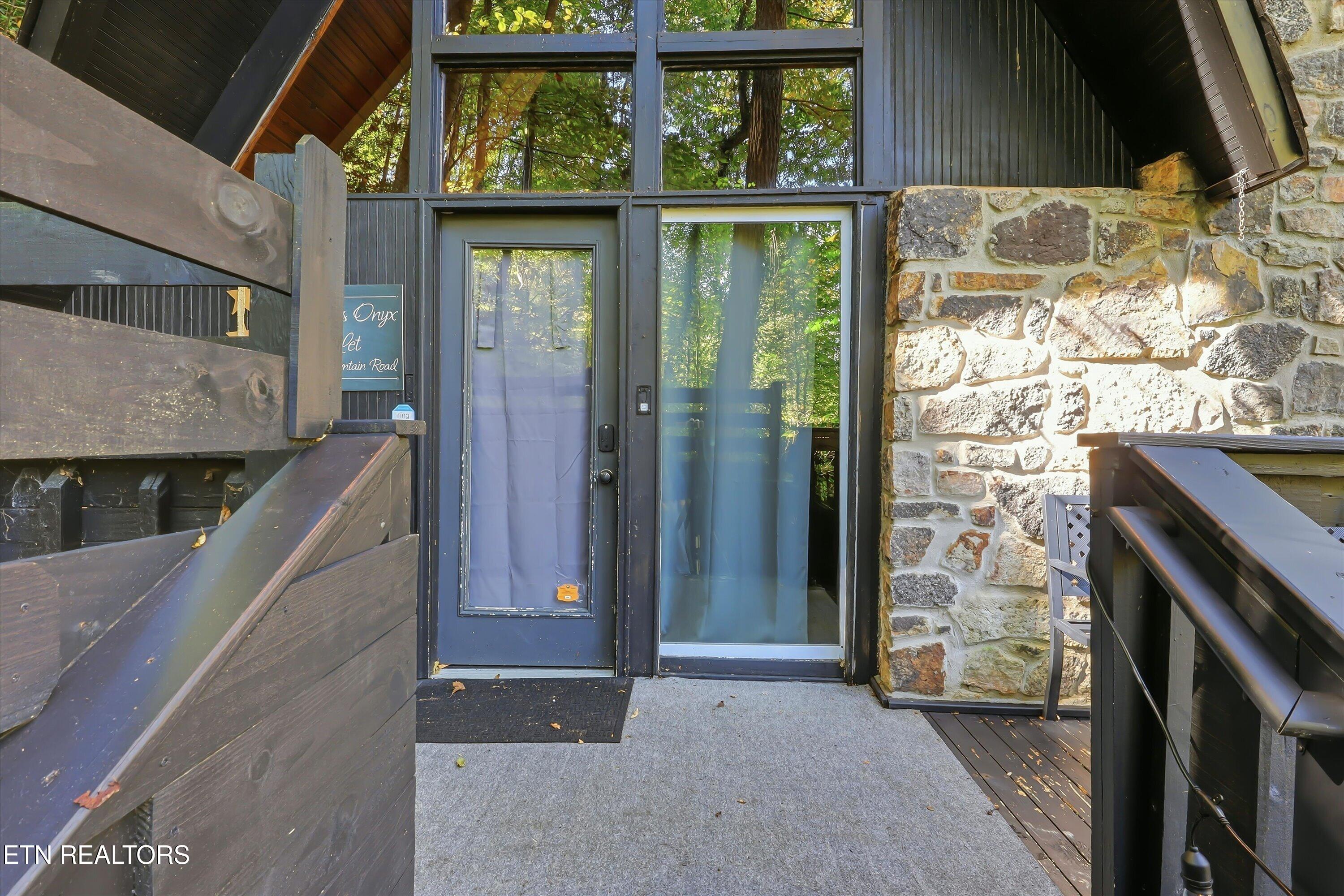 1161 Ski Mountain Rd