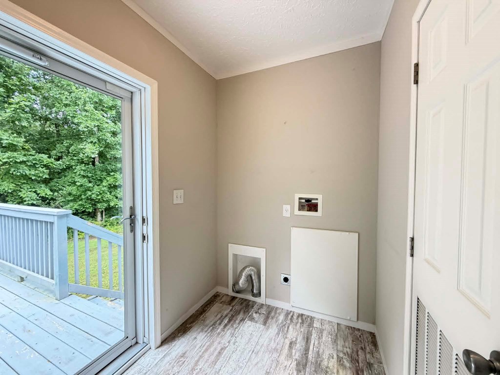 381 Dixon Road