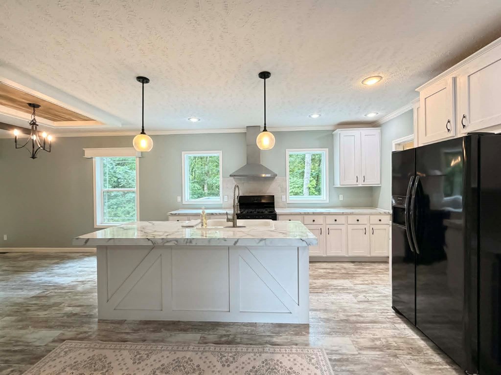 381 Dixon Road