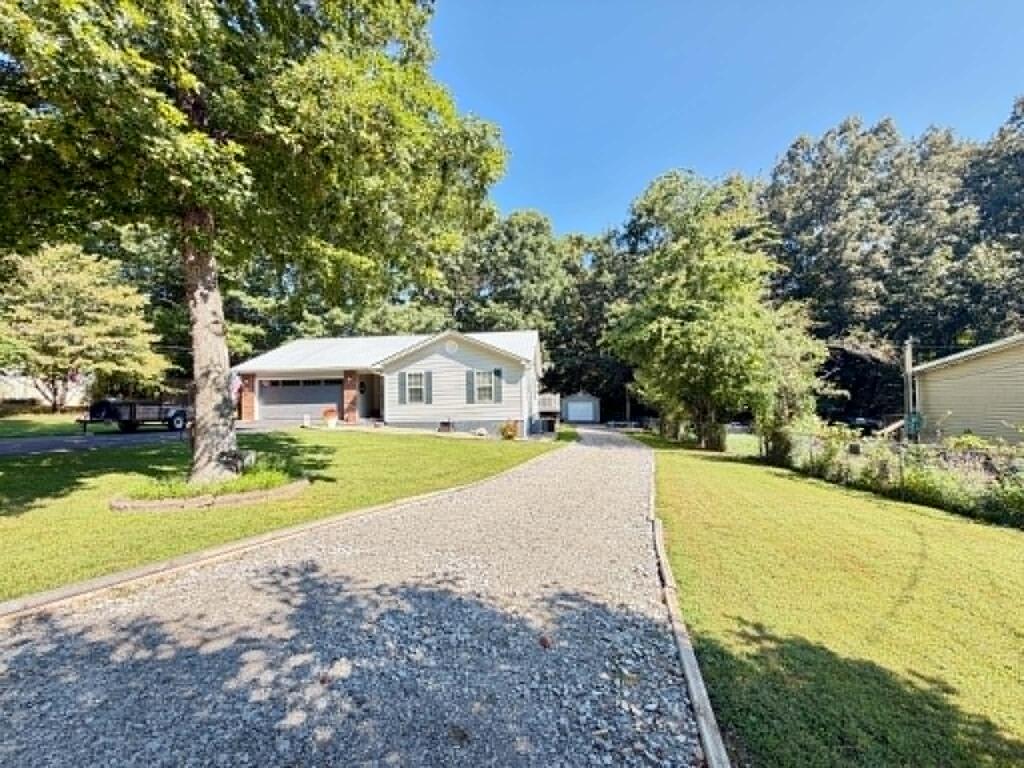 64 Pear Cir
