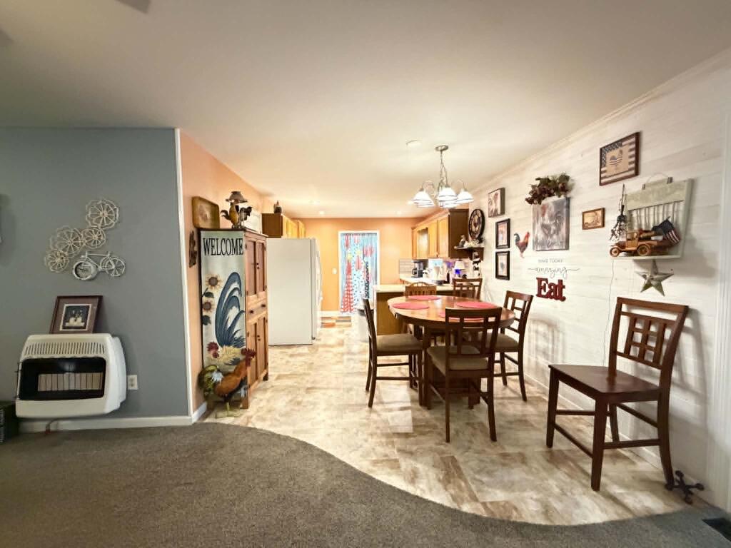 64 Pear Cir