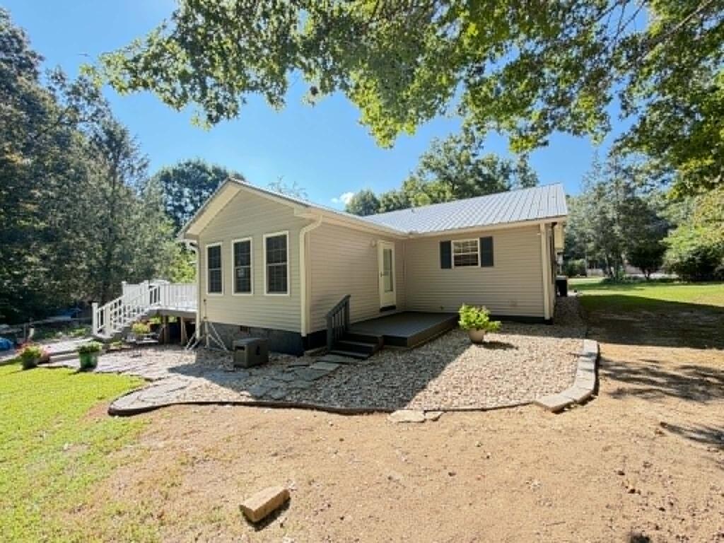 64 Pear Cir